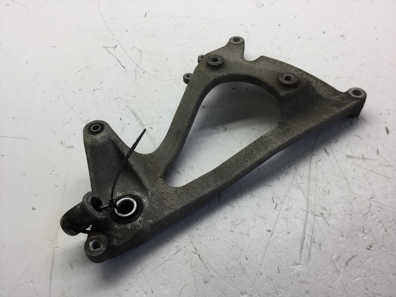 Honda sh i 150 staffa supporto scarico marmitta 2005 2008 kf08a08f