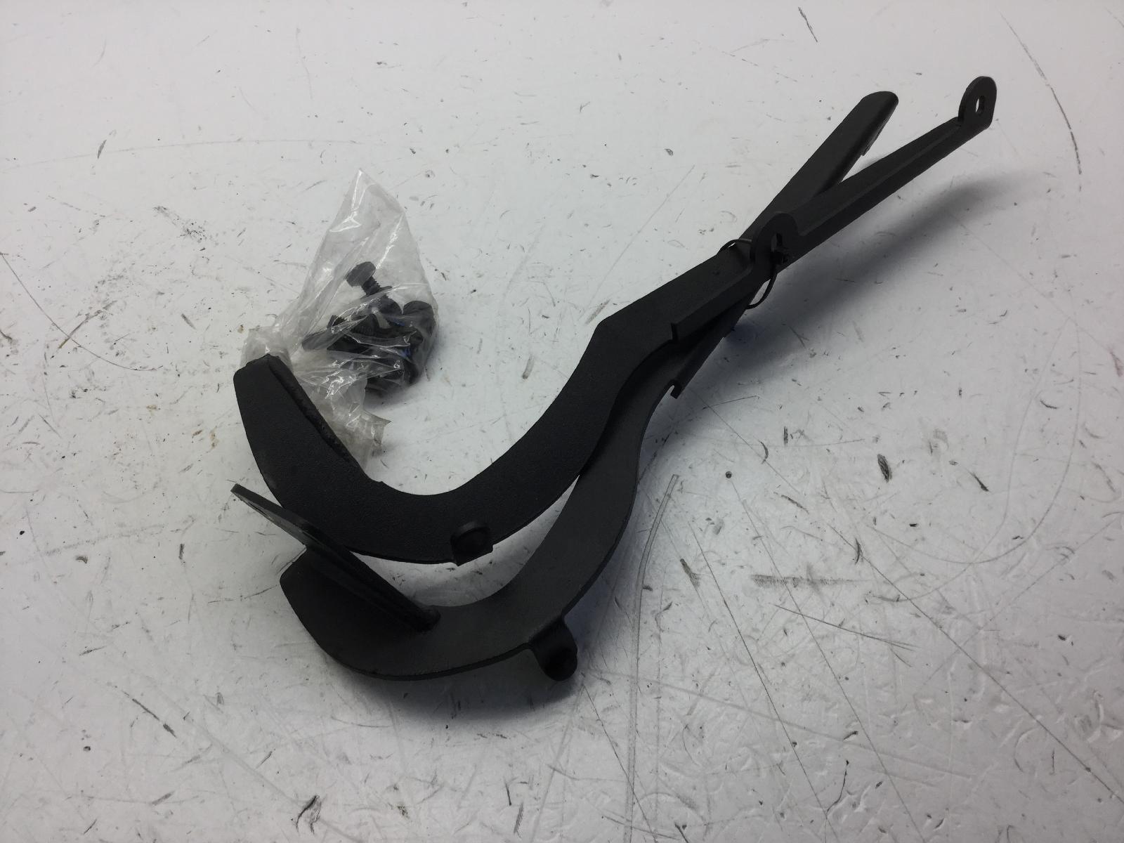 Honda sh i 150 coppia staffe parabrezza + viti * non originali 2005 2008 kf08a08f