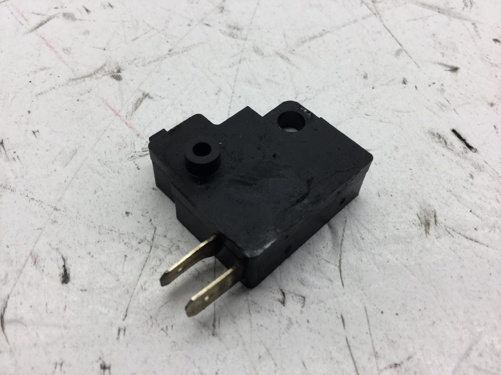 Honda sh i 150 sensore interruttore stop pompa freno anteriore destra 2005 2008 kf08a08f