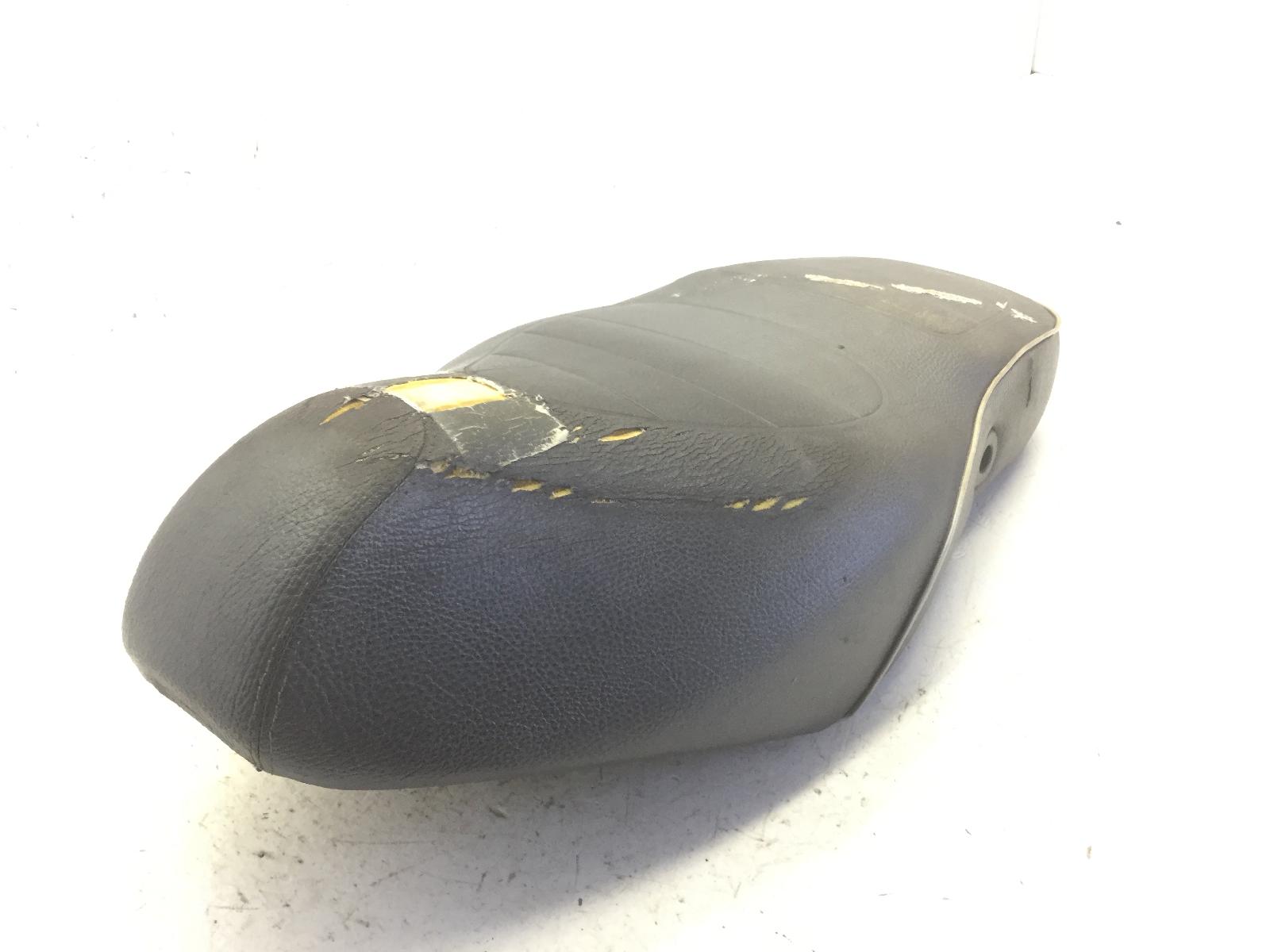 Aprilia scarabeo 4t 100 sella saddle con fodera strappata 2010 2012 vaa00