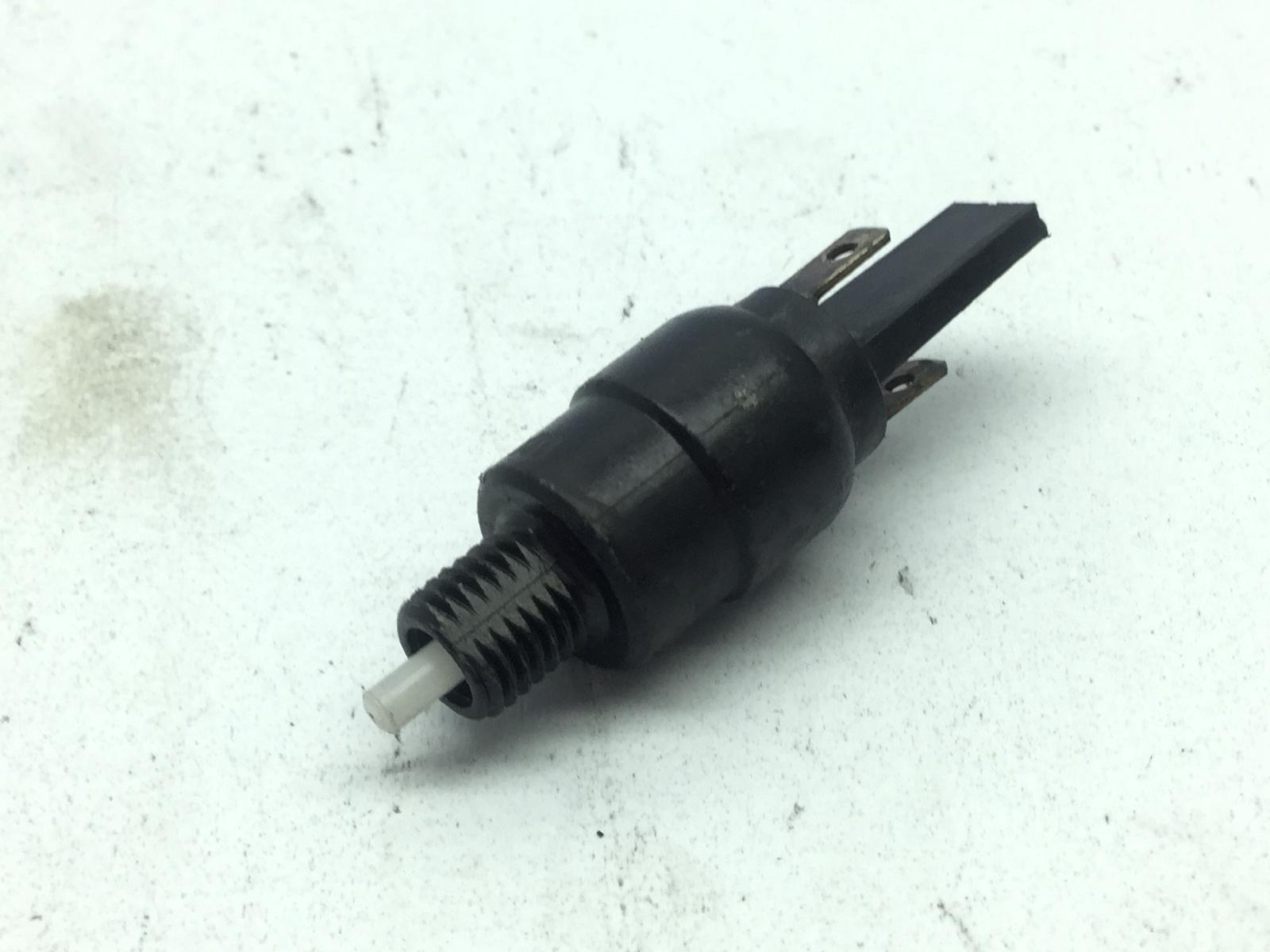Aprilia scarabeo 4t 100 sensore stop microstop freno posteriore sinistro 2010 2012 vaa00