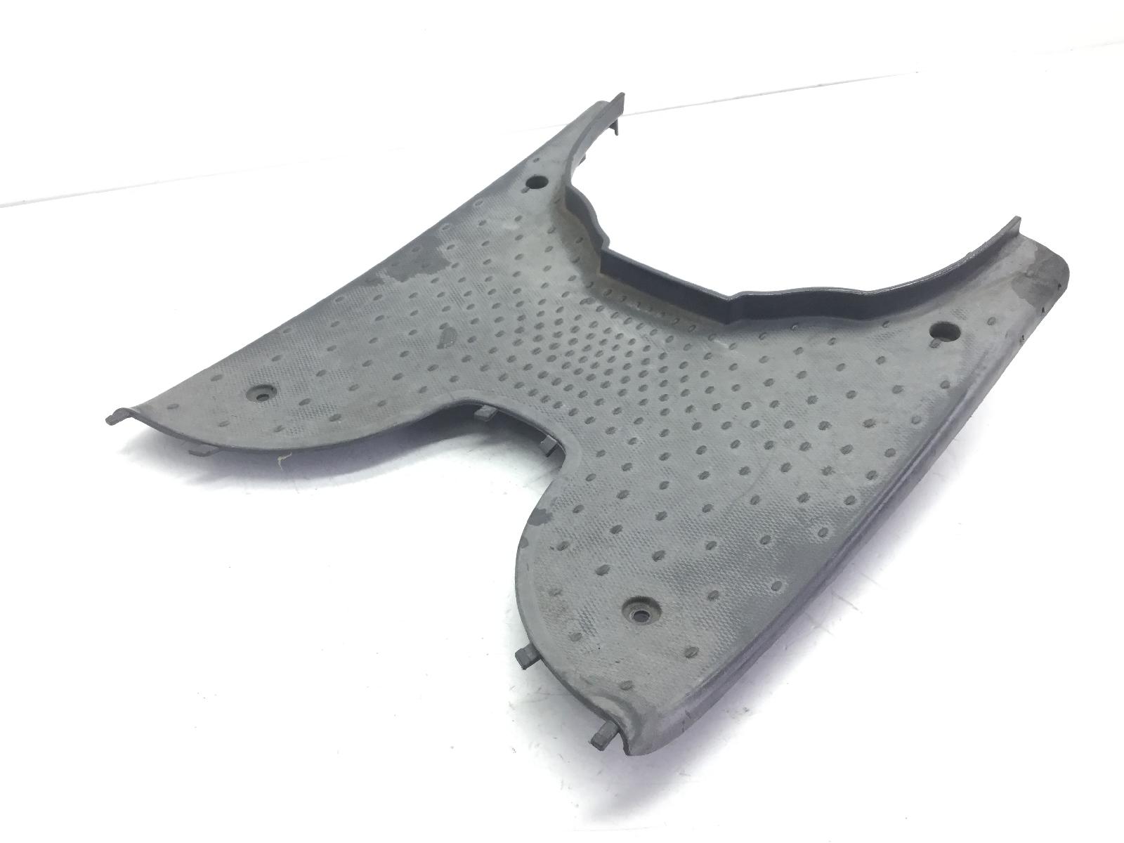 Aprilia scarabeo 4t 100 carena pedana pavimento poggiapiedi 2010 2012 vaa00