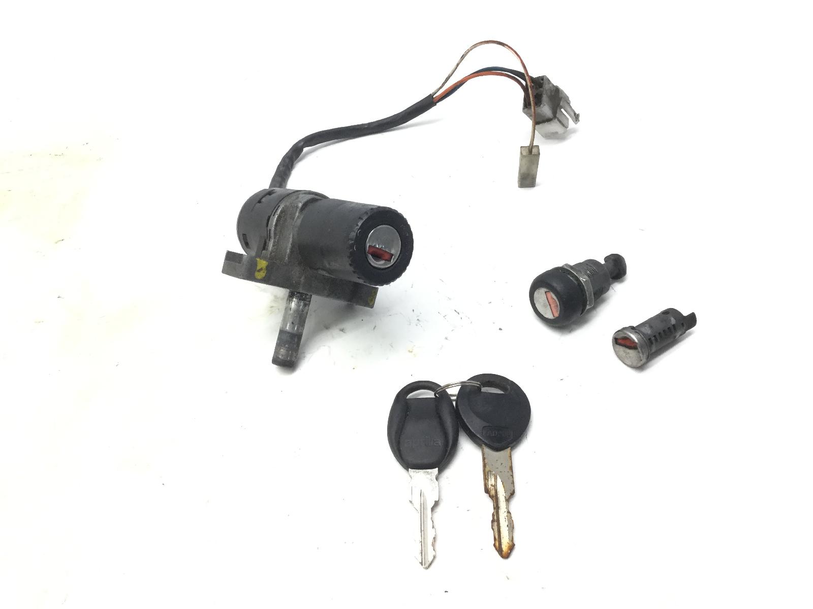Aprilia scarabeo 4t 100 blocchetto accensione serrature e chiavi 2010 2012 vaa00