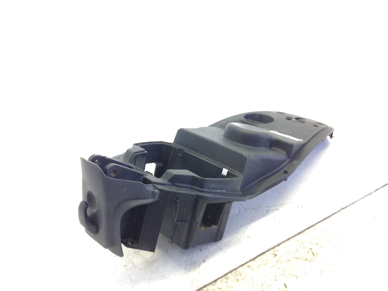 Aprilia scarabeo 4t 100 carena sottosella vano supporto batteria 2010 2012 vaa00