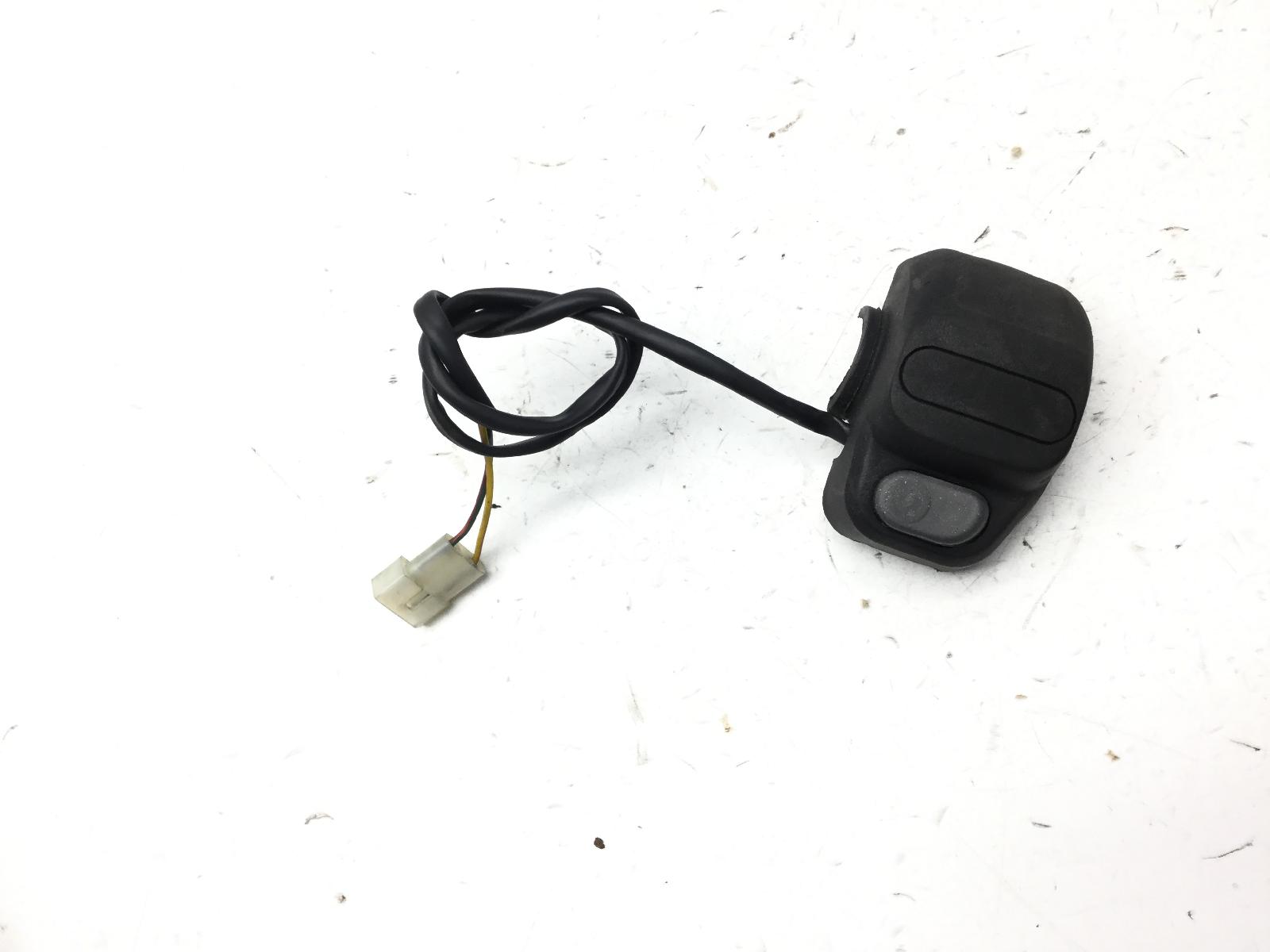 Aprilia scarabeo 4t 4v 50 commutatore devio luci destro 2010 2012 tge00