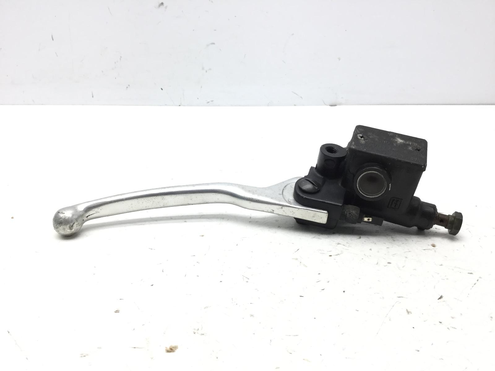 Aprilia scarabeo 4t 4v 50 pompa destra freno anteriore difetto su oblo' 2010 2012 tge00