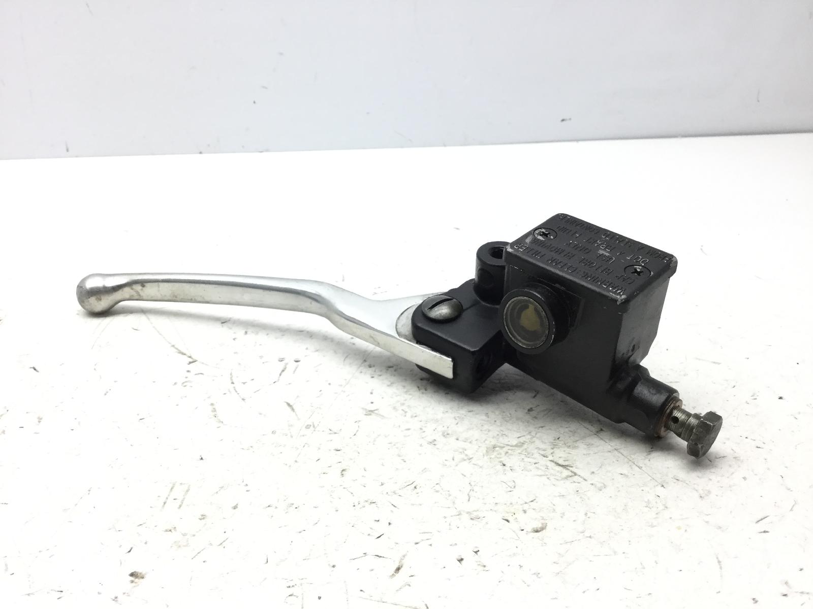 Aprilia scarabeo 4t 4v 50 pompa destra freno anteriore con leva 2010 2012 tge00