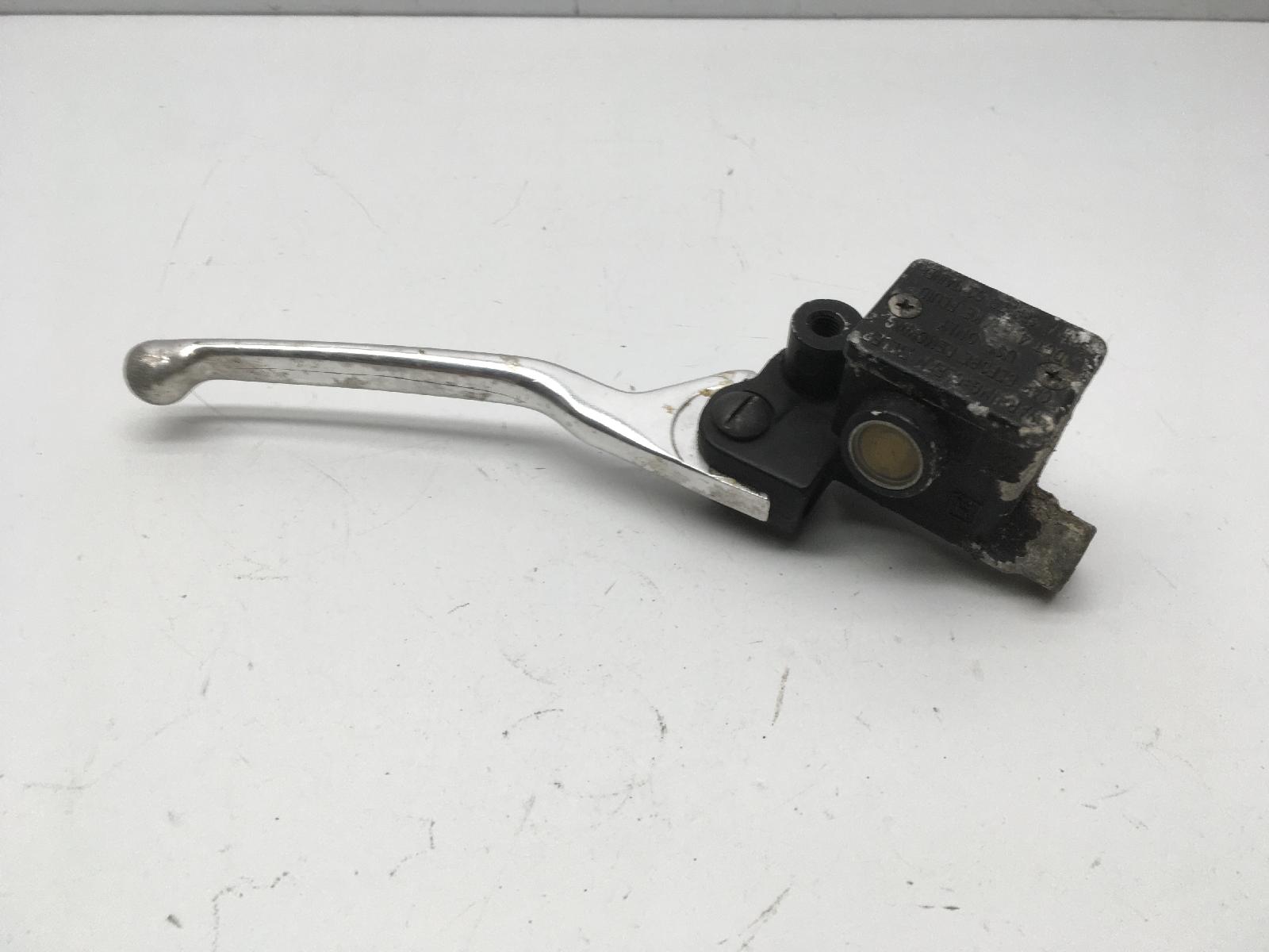 Aprilia scarabeo 4t 4v 50 pompa destra freno anteriore e leva 2010 2012 tge00