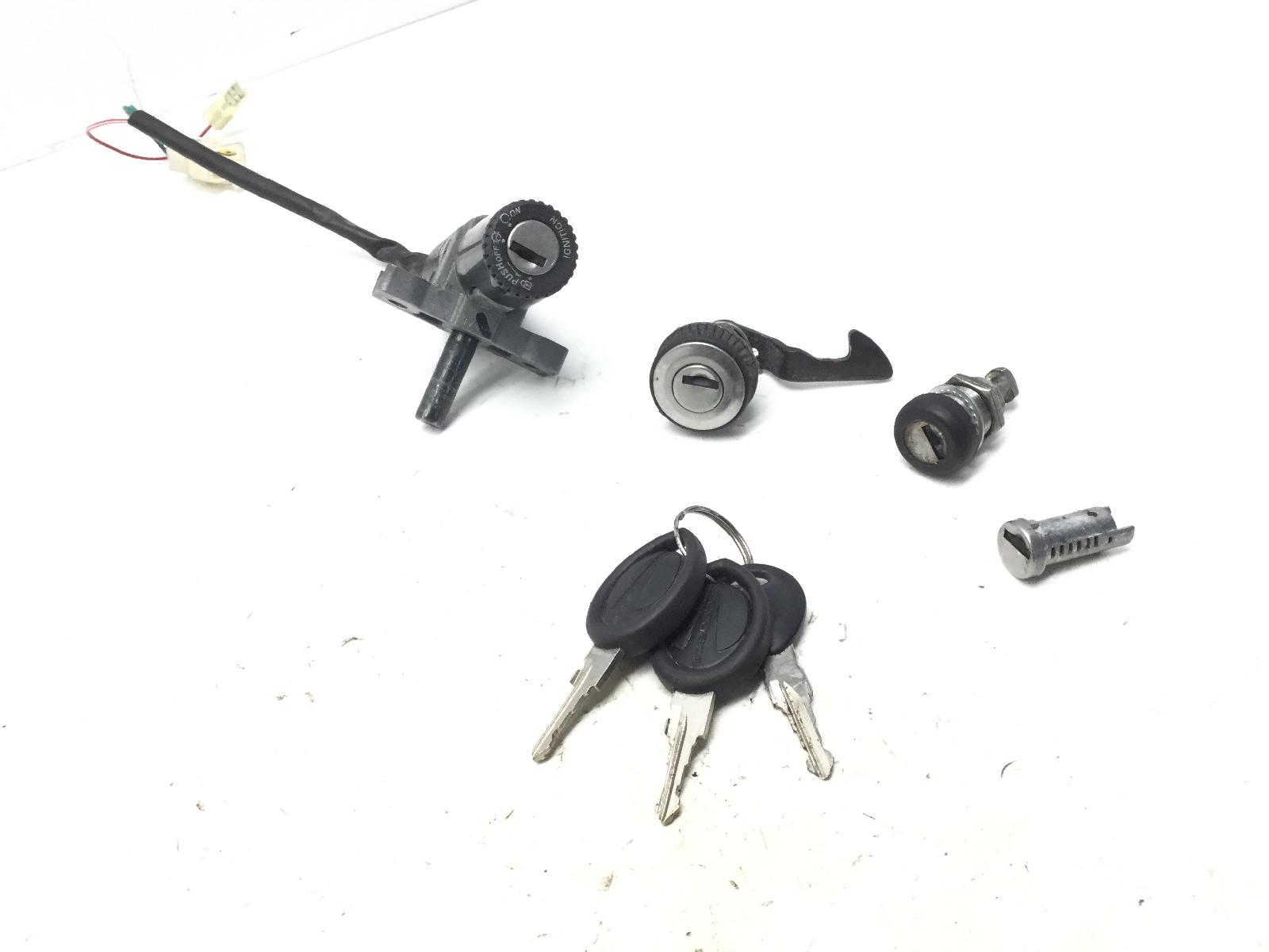 Aprilia scarabeo 4t 4v 50 blocchetto accensione serrature e chiavi 2010 2012 tge00