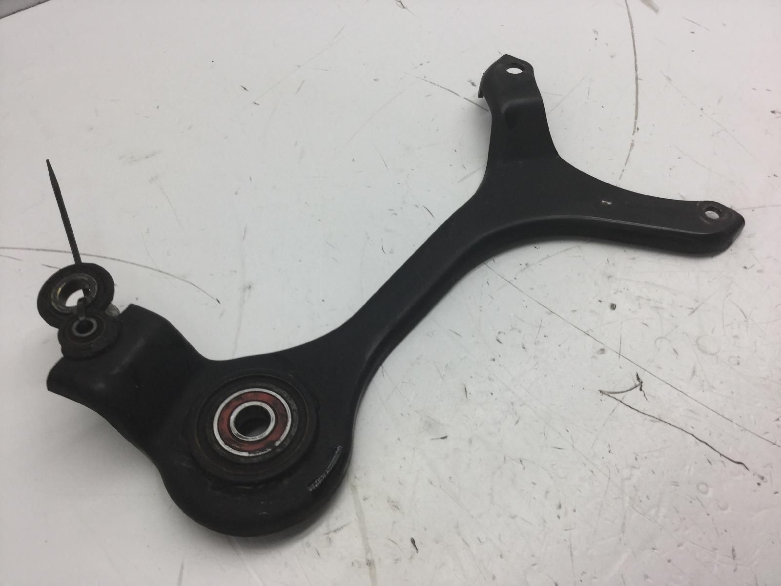 Malaguti ciak master euro 3 125 staffa supporto scarico marmitta 2006 2007 zjm780201