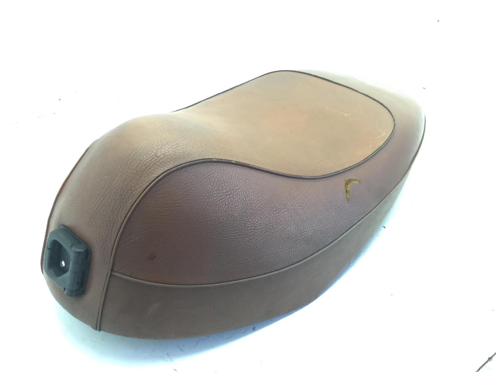 Malaguti ciak master euro 3 125 sella saddle con strappo su fodera 2006 2007 zjm780201