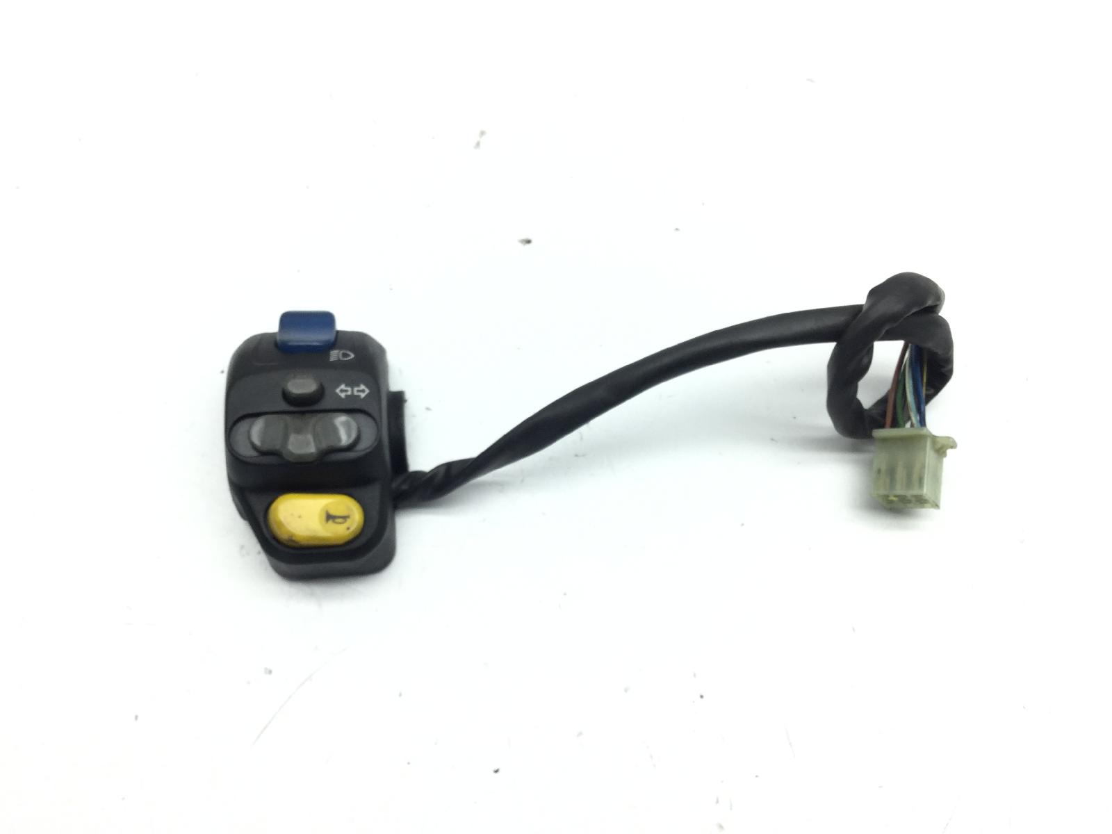 Malaguti ciak master euro 2 50 commutatore devio luci sinistro 2006 2006 64000