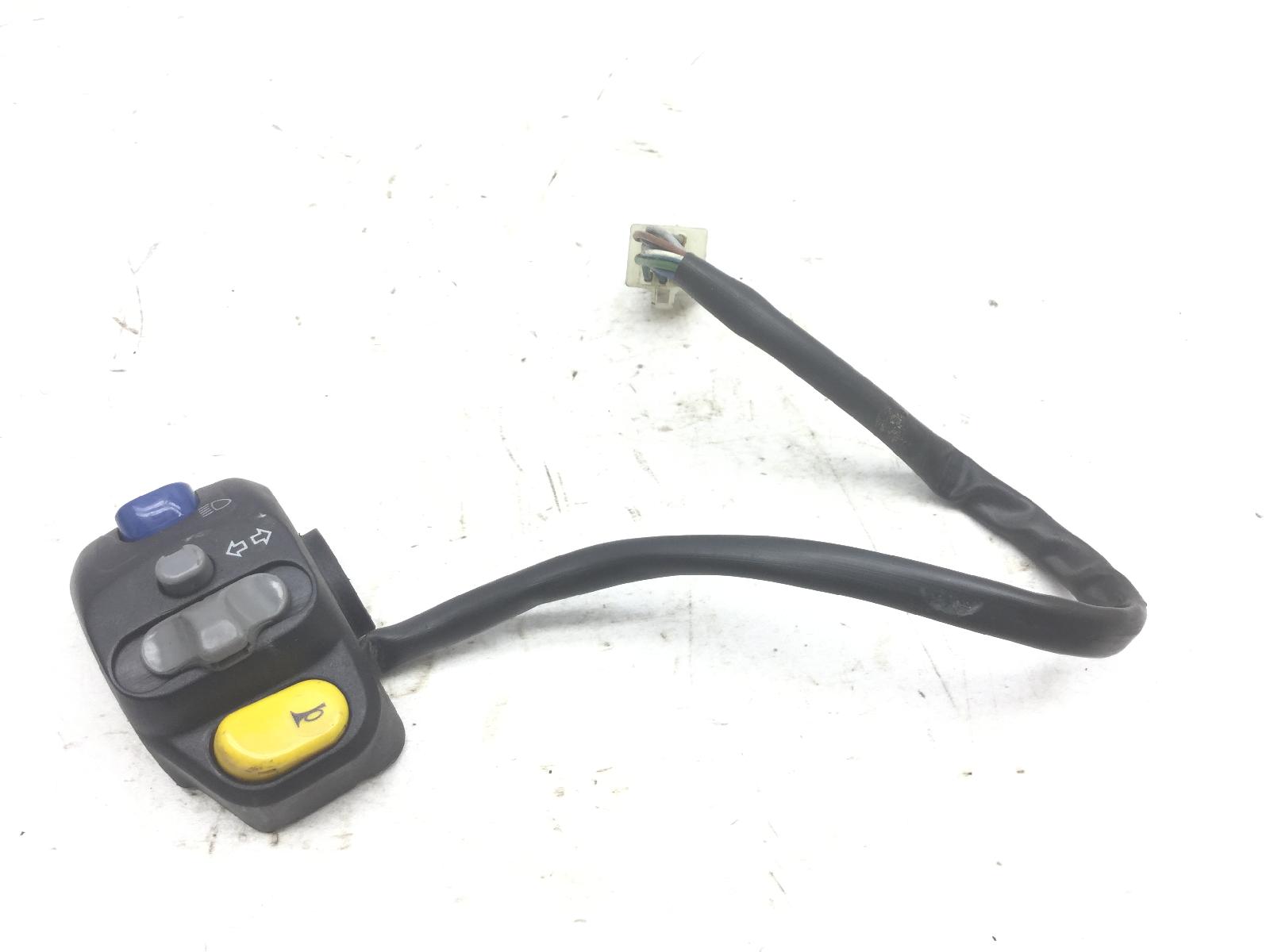 Malaguti ciak master euro 2 50 devio commutatore luci sinistro clacson 2006 2006 64000