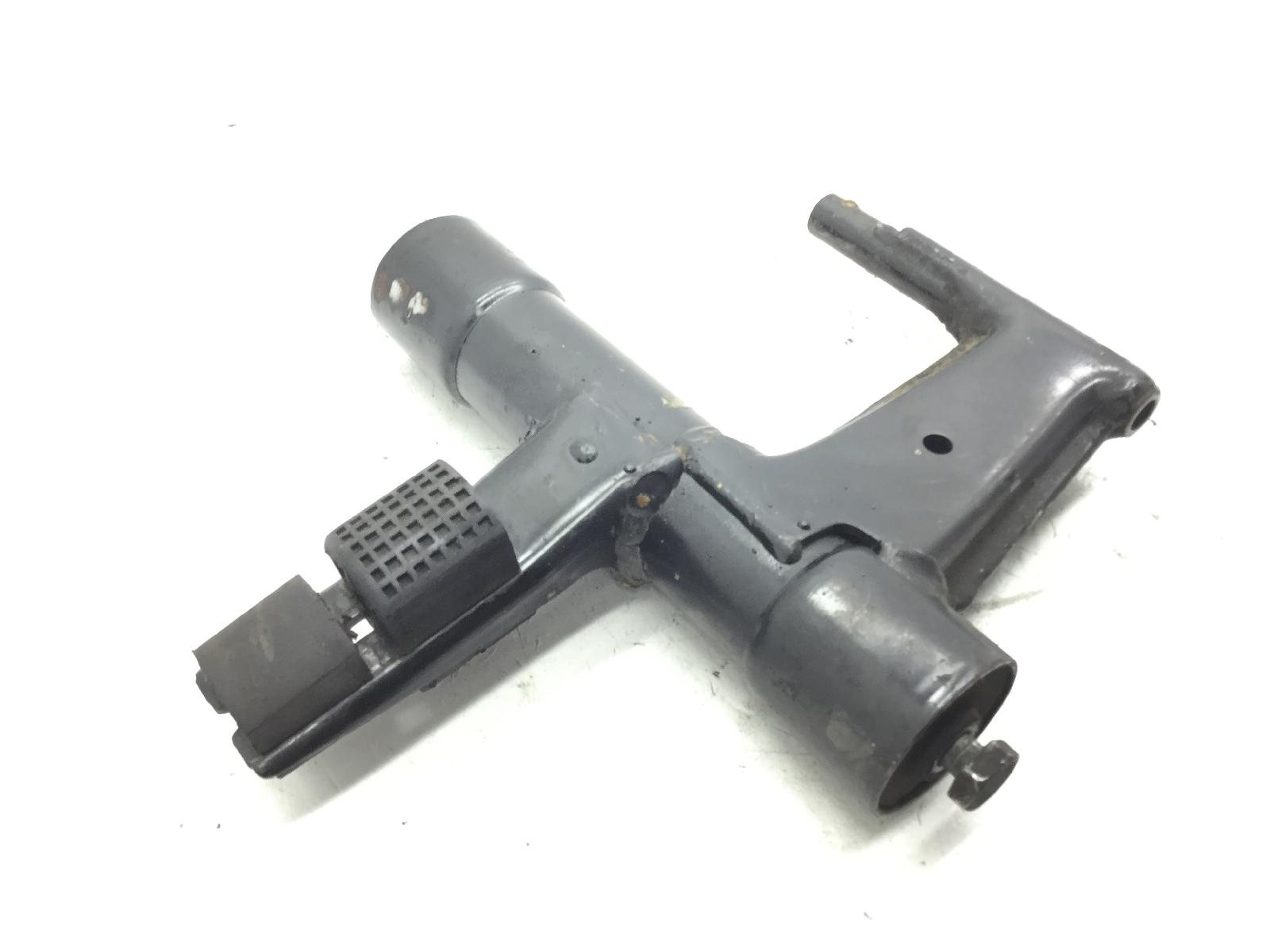 Piaggio liberty sport 2t 50 staffa supporto motore 2006 2006 c42106