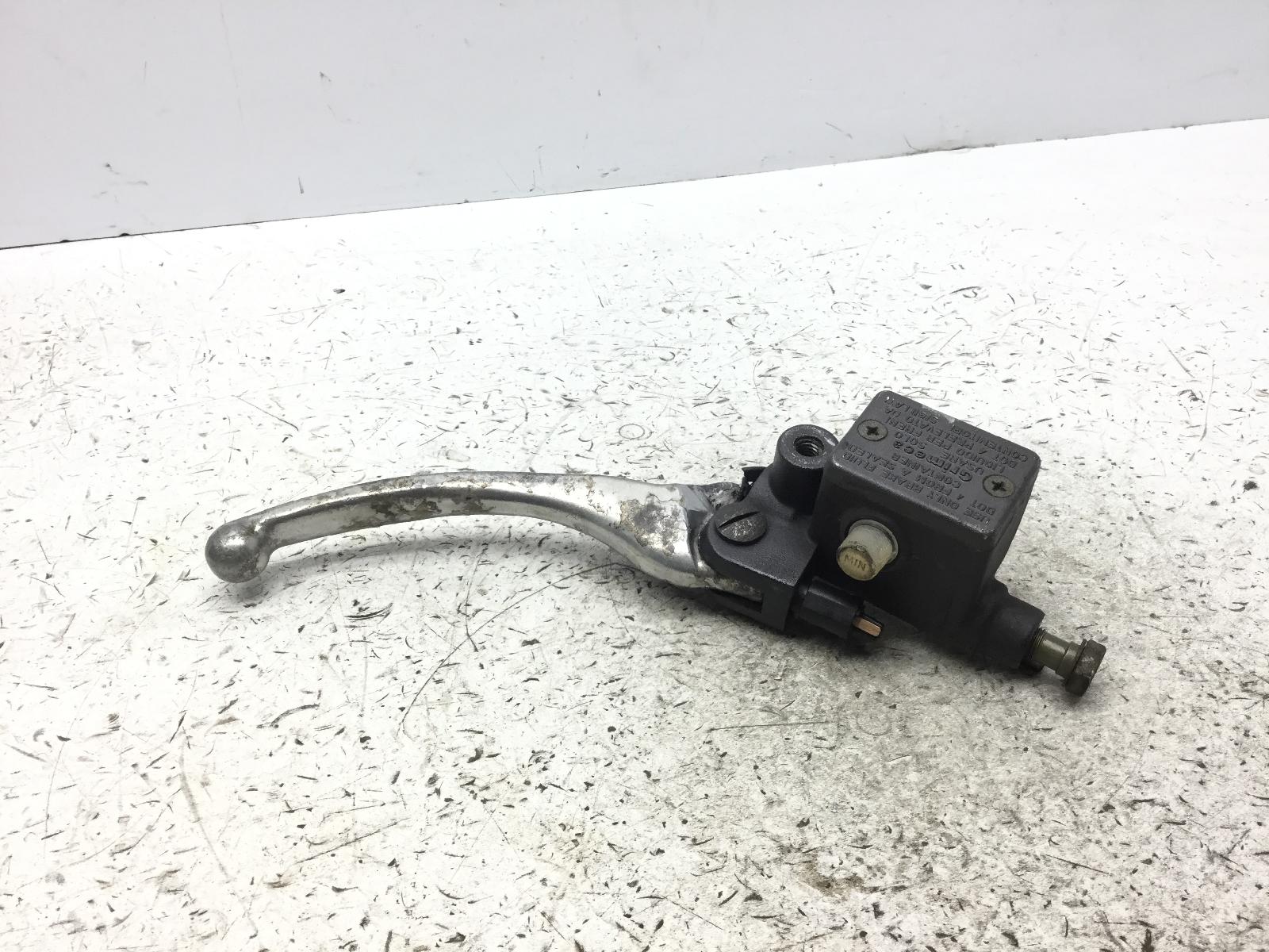 Piaggio vespa et4 125 pompa destra freno anteriore gommino rotto 1999 2002 m1900