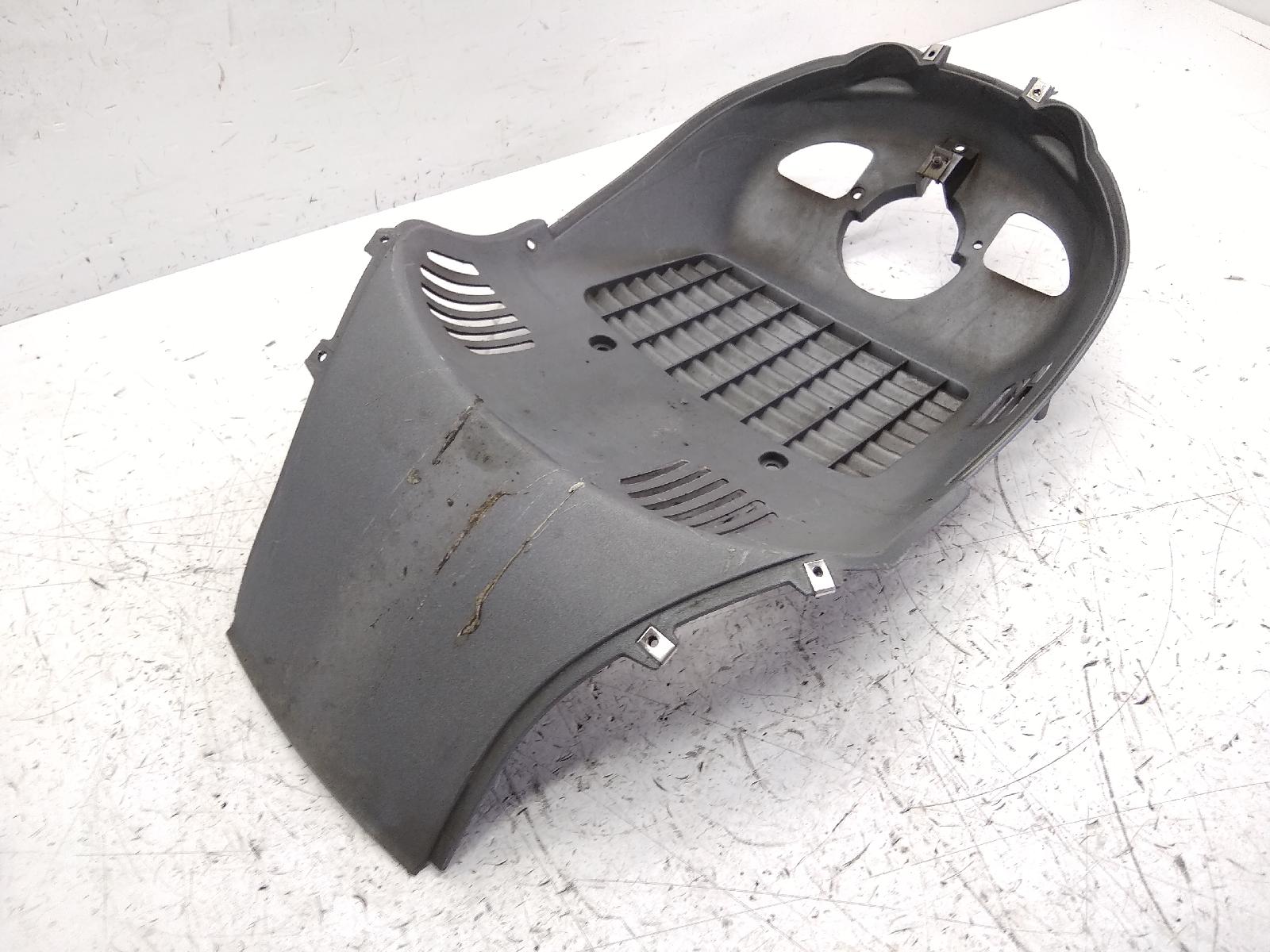 Piaggio beverly 200 puntale carena scocca griglia parafango 2001 2003 m2820
