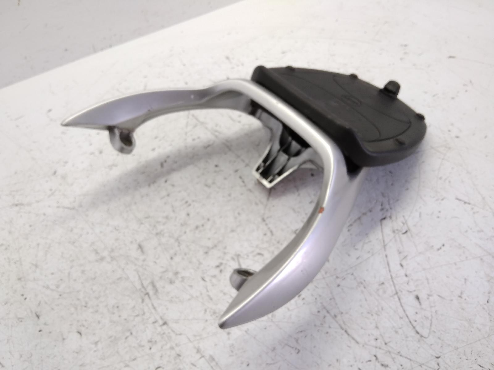 Piaggio beverly 200 maniglione posteriore con piastra supporto kappa 2001 2003 m2820