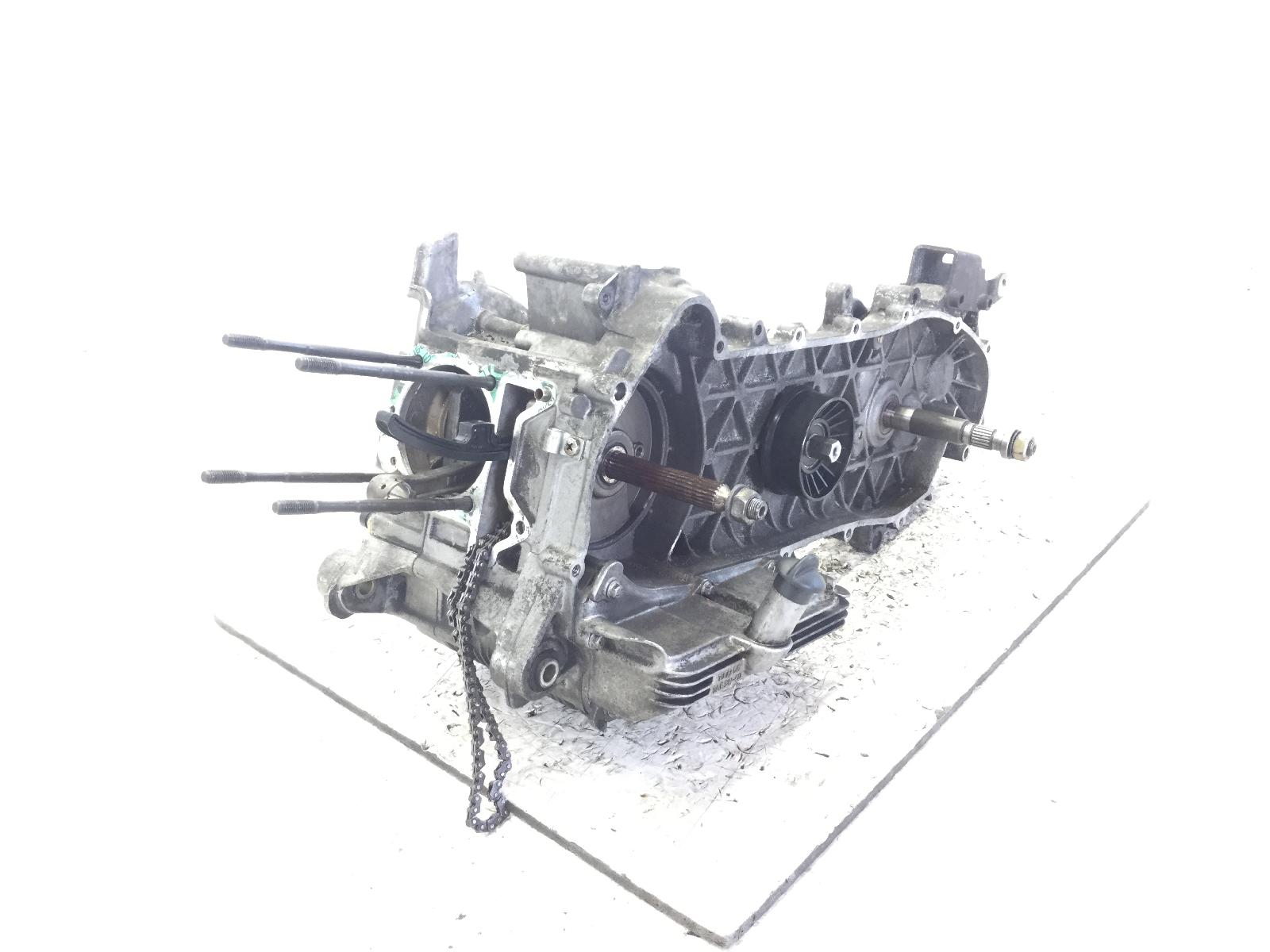 Piaggio beverly 200 carter motore albero e ingranaggi mod. m282m 2001 2003 m2820