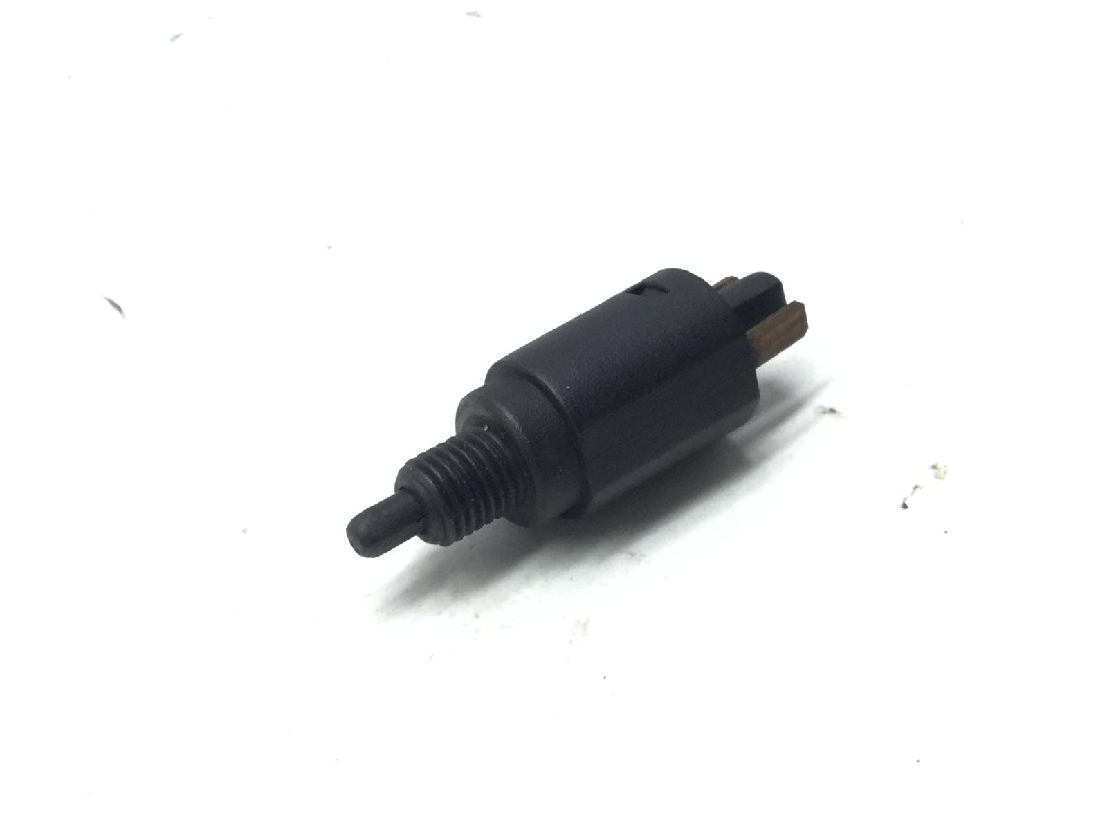 Piaggio beverly 200 sensore stop microstop freno anteriore destro 2001 2003 m2820