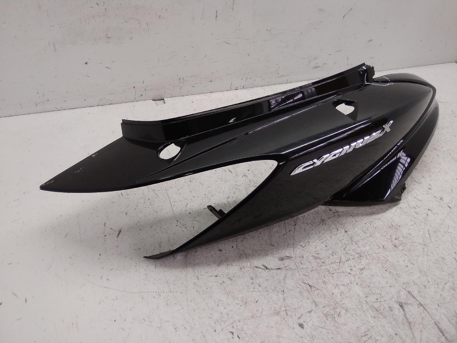Yamaha nxc cygnus x 125 carena fiancata posteriore destra * attacco rotto 2007 2011 se411
