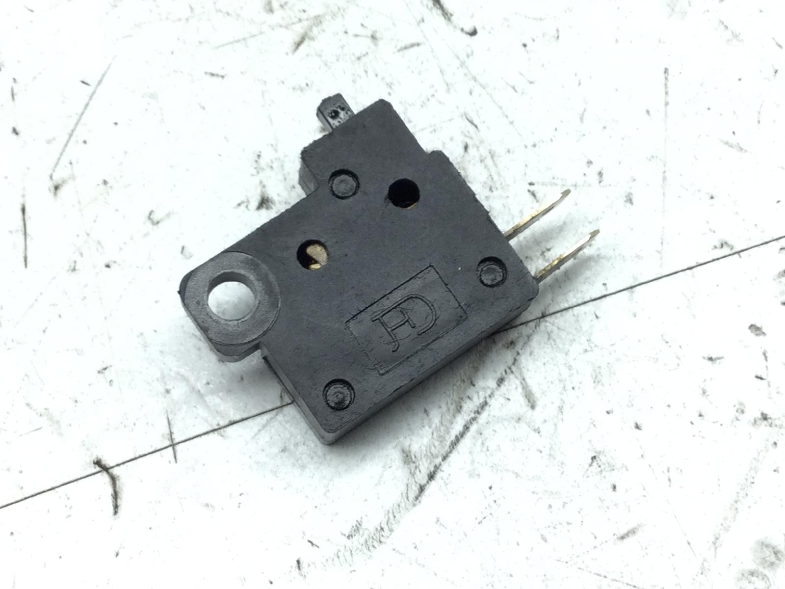Kymco like 125 sensore pulsante stop freno anteriore destro 2009 2011 d20000