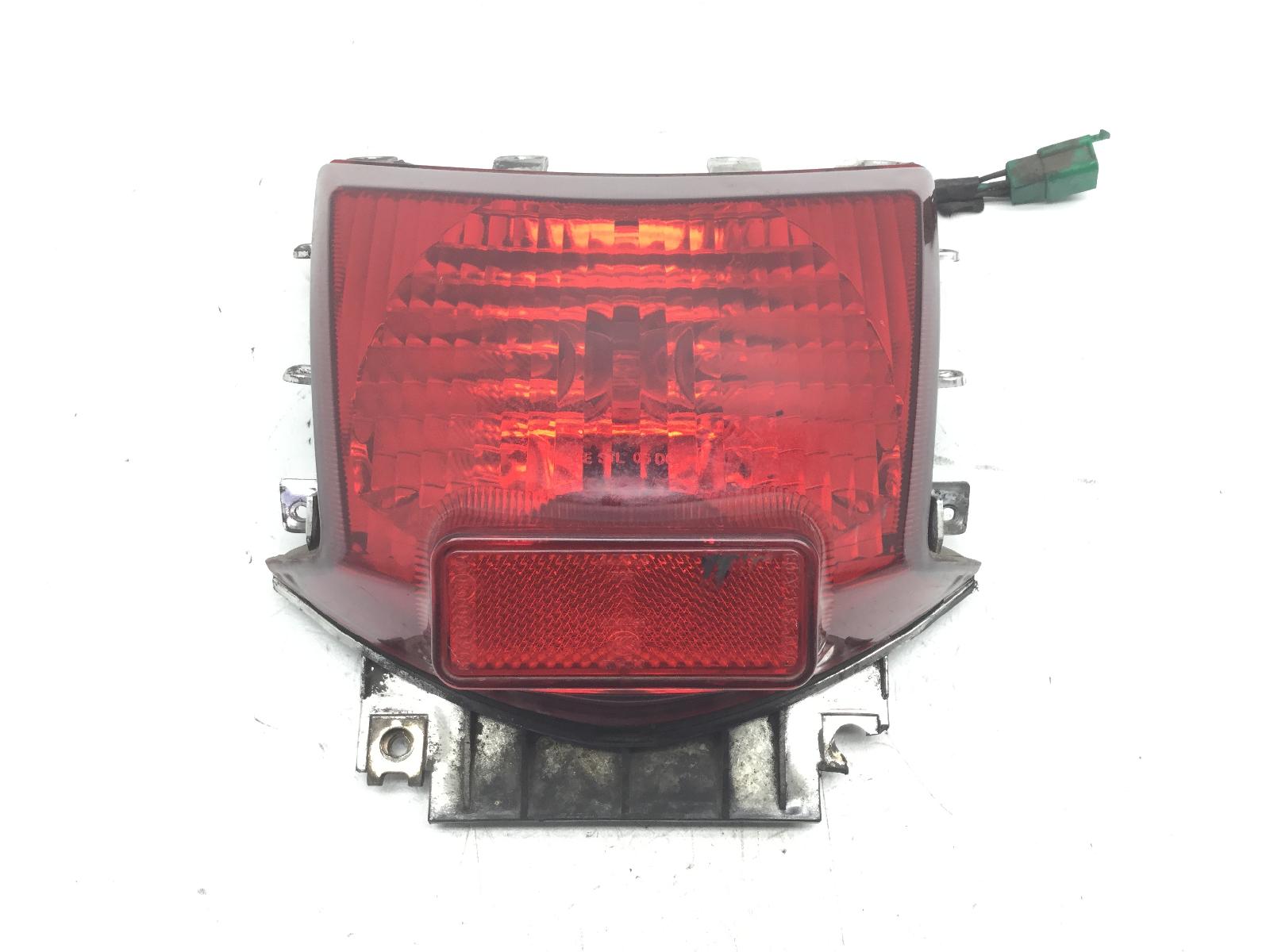 Kymco like 125 faro fanale posteriore con attacco rotto 2009 2011 d20000