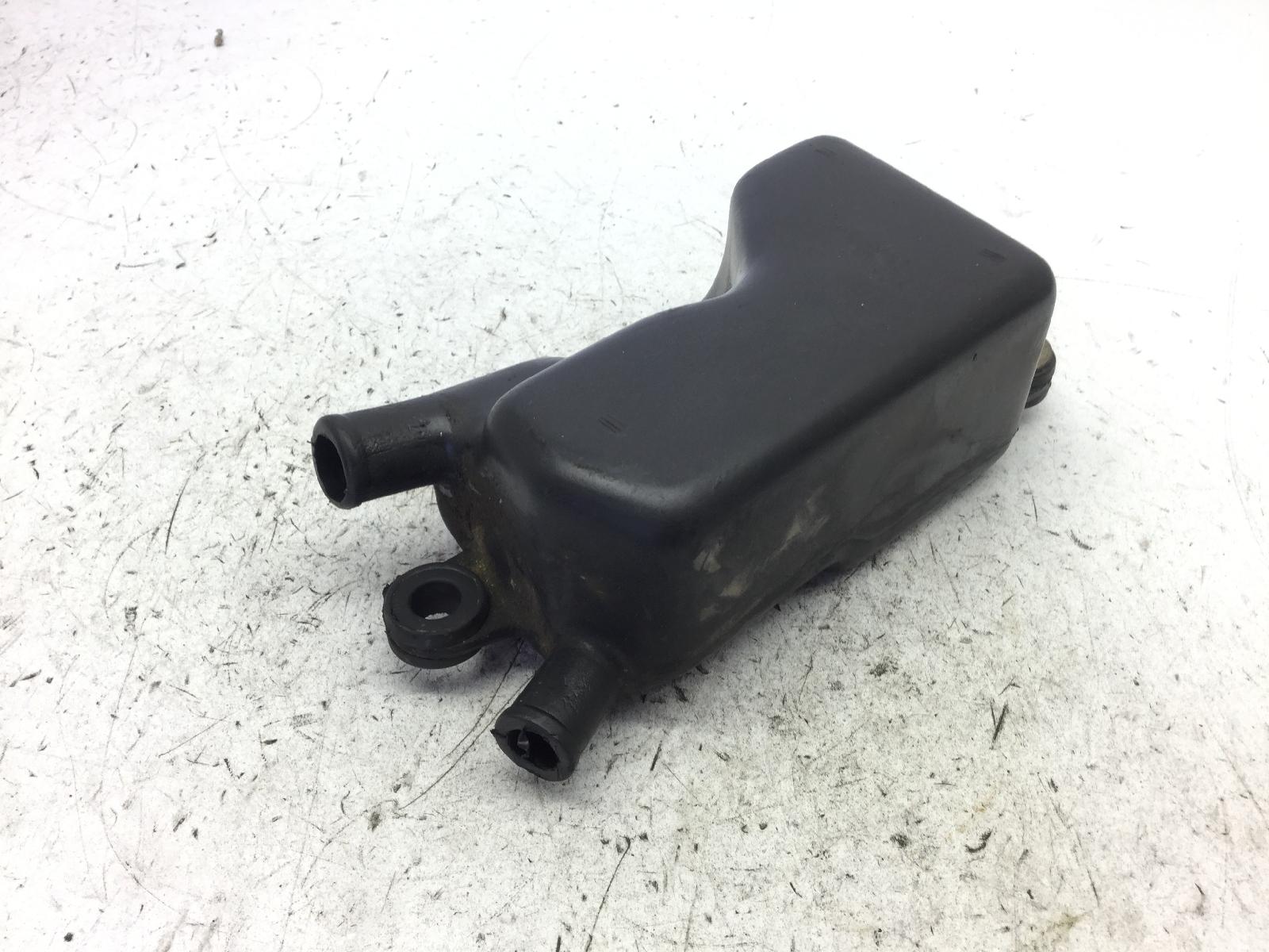 Ducati monster 600 serbatoio sfiato olio 1998 1998 600m