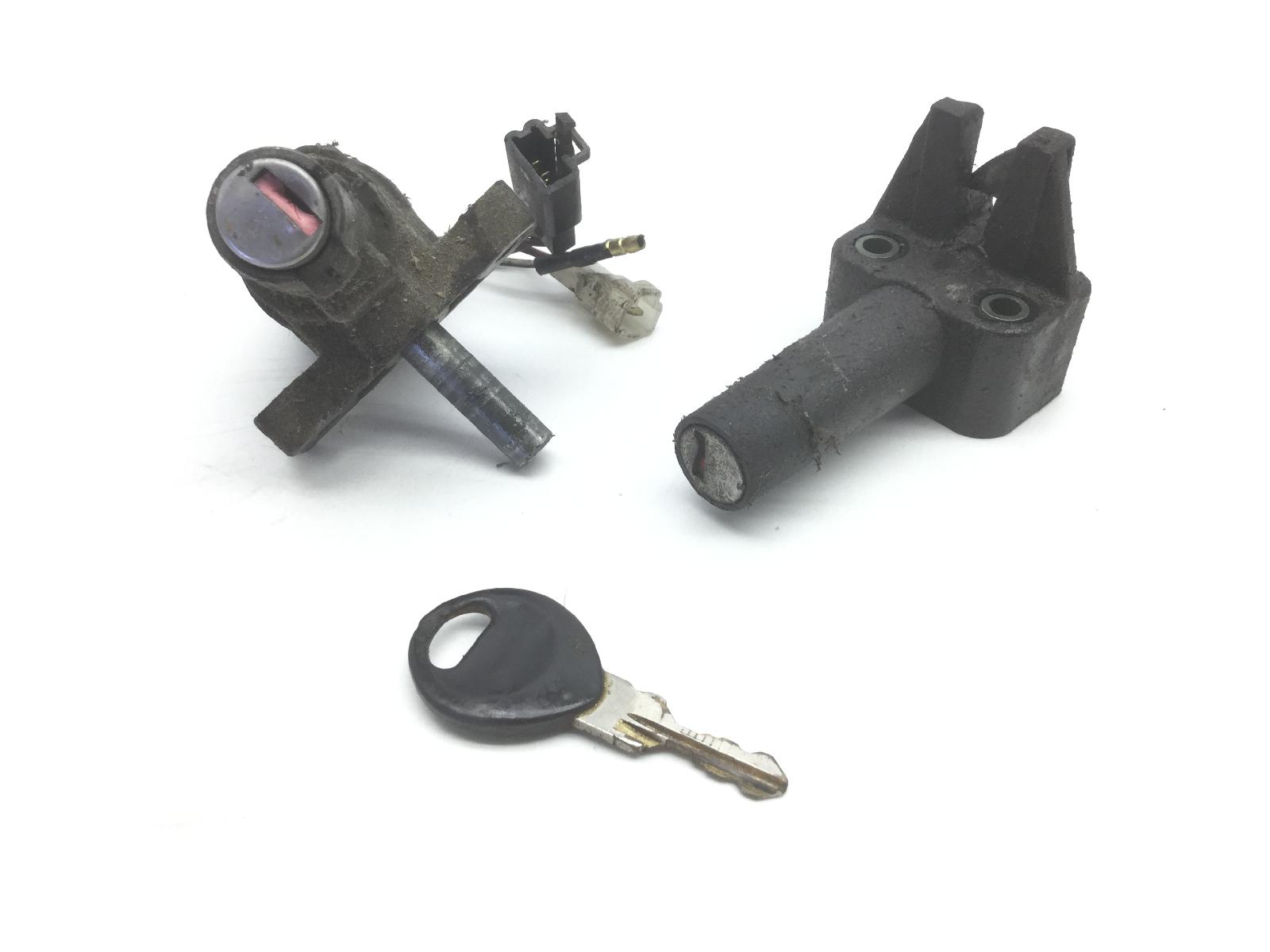 Mbk booster spirit 50 blocchetto accensione con chiave e serratura 2000 2000 5le+-+5mm