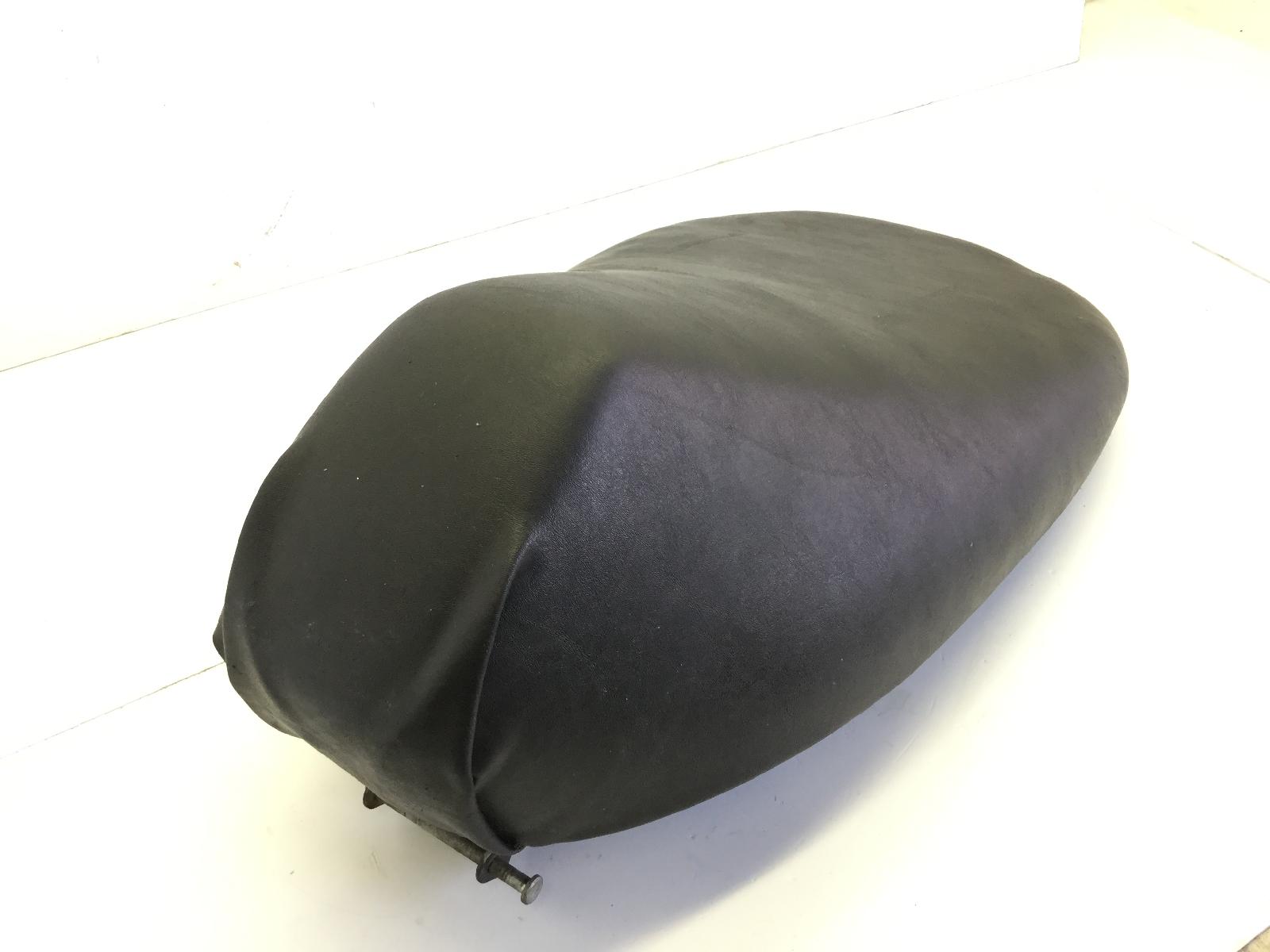 Aprilia gulliver 50 sella saddle rifoderata e cerniera - difetti 1995 1998 lh000