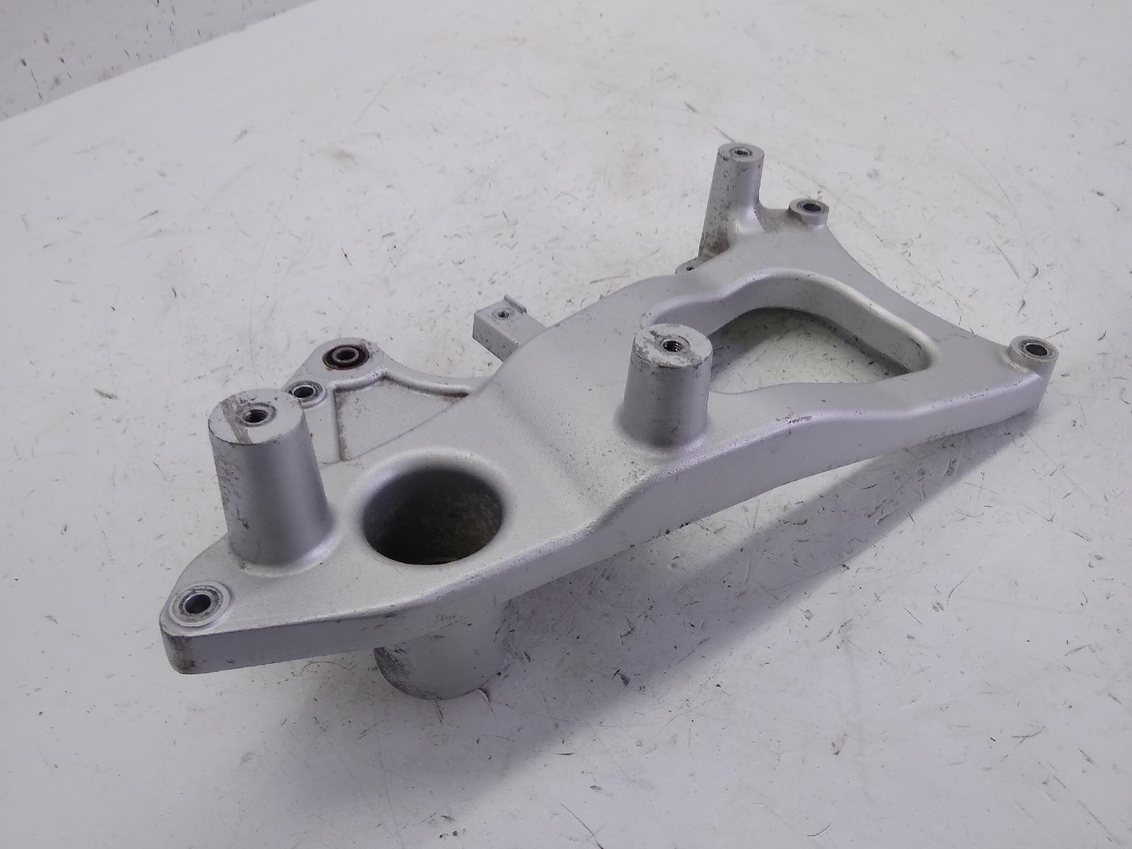 Sym hd 2 i 200 staffa supporto scarico marmitta 2011 2011 rfglca501bs