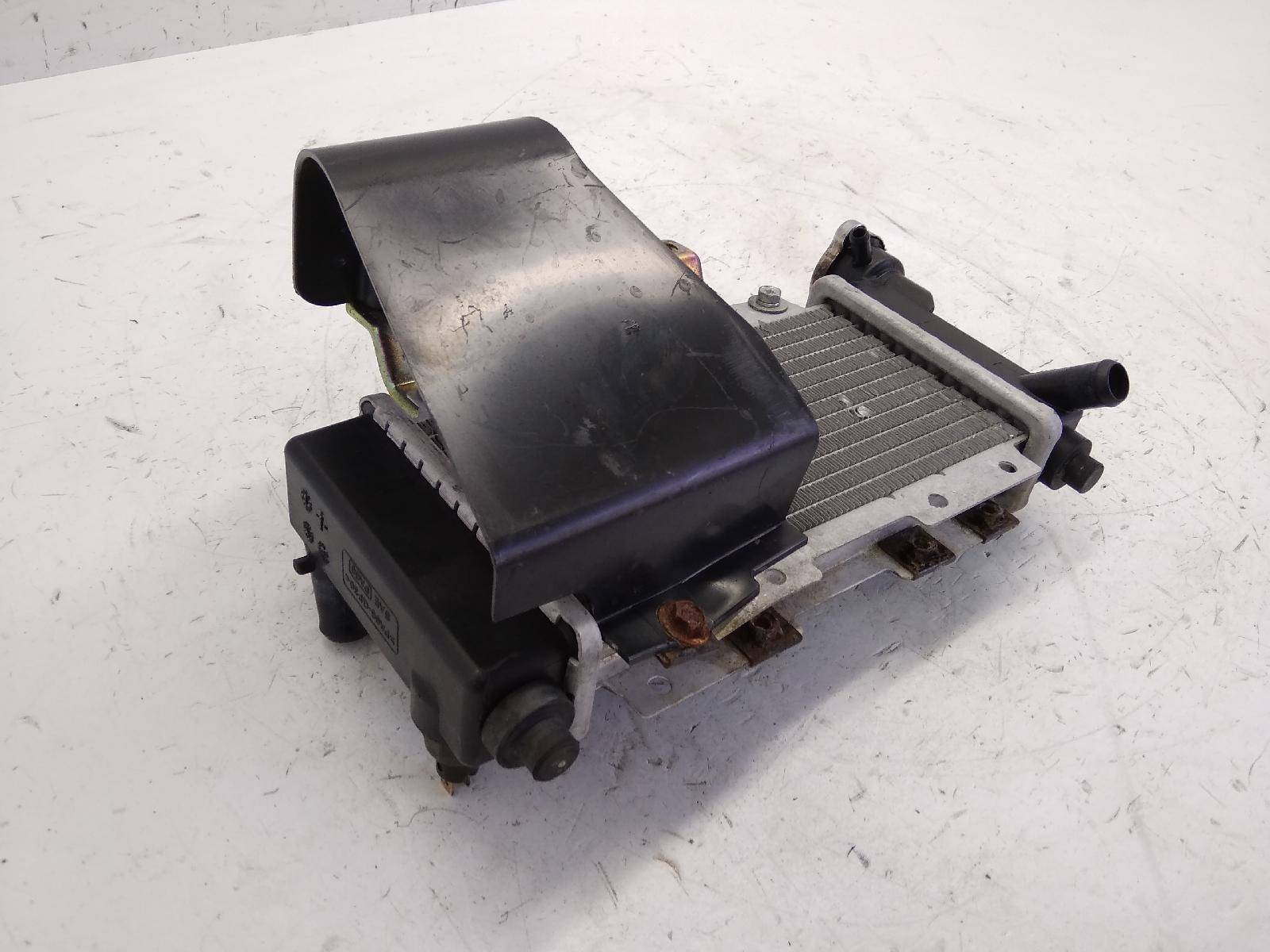 Sym hd 2 i 200 radiatore con coperchio e attacco piegato 2011 2011 rfglca501bs