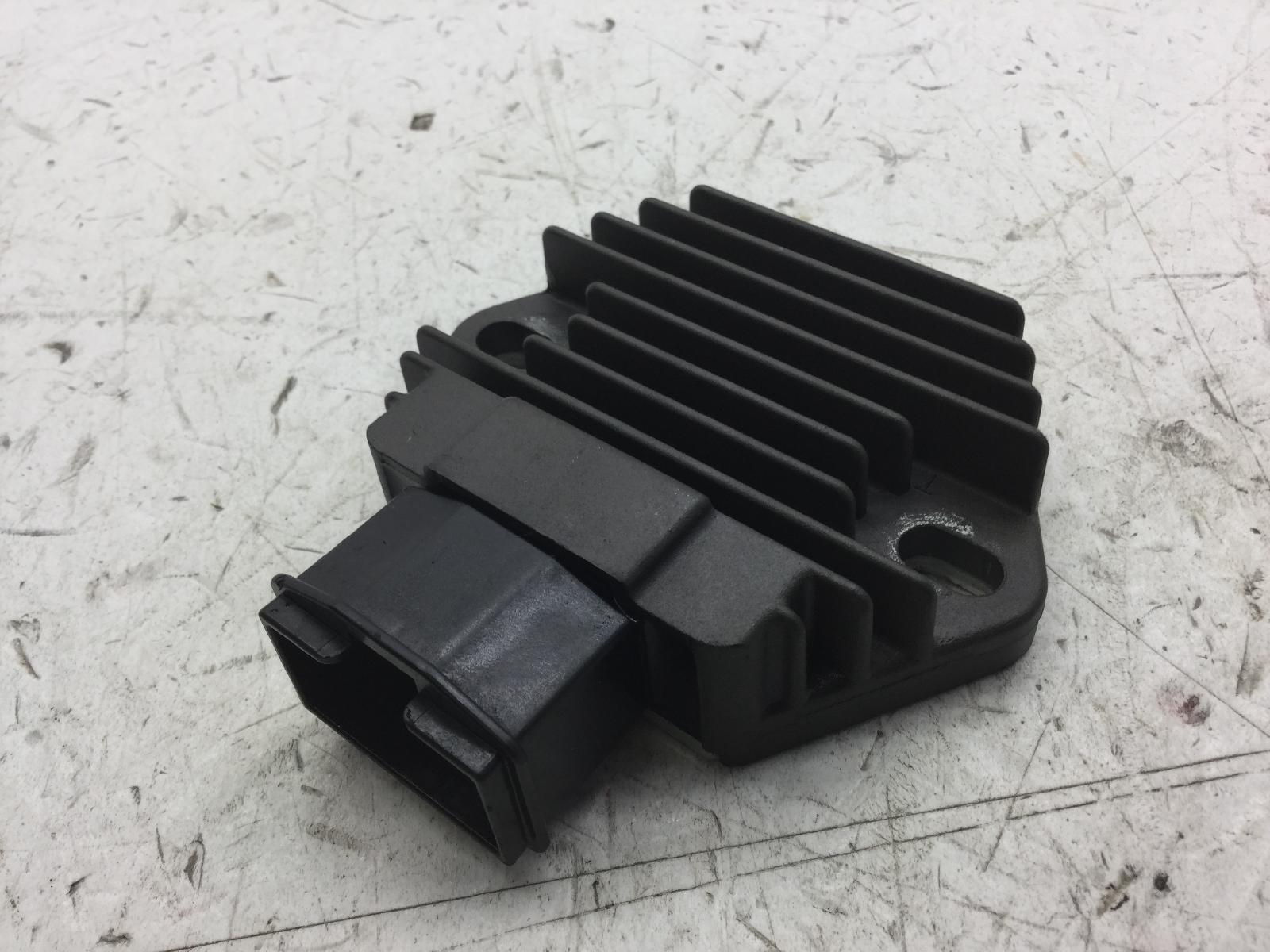 Honda foresight 250 regolatore di tensione 1998 2004 zdcmf05a05f