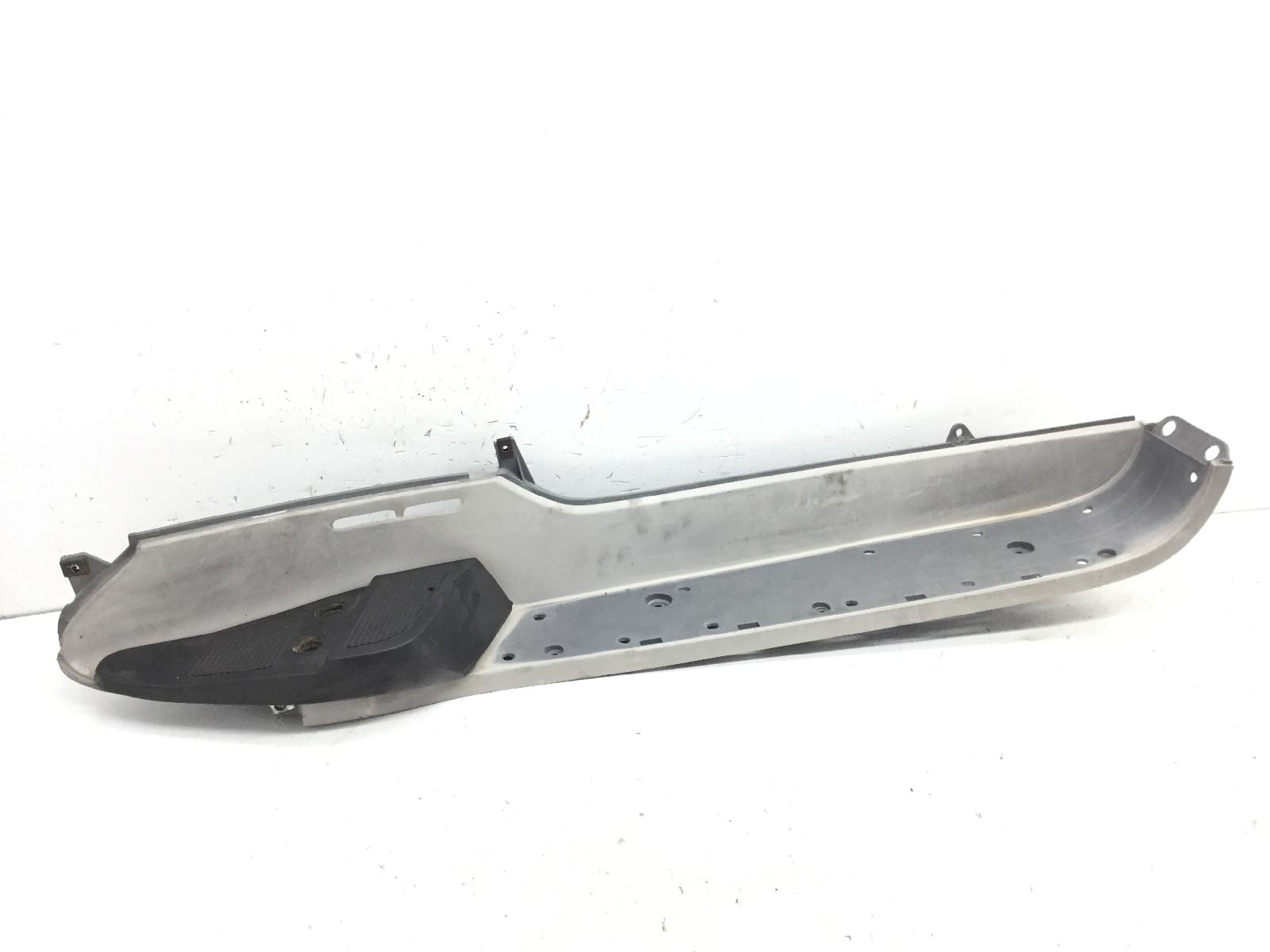 Honda foresight 250 carena pedana pavimento destra - viti bloccate in sede 1998 2004 zdcmf05a0yf