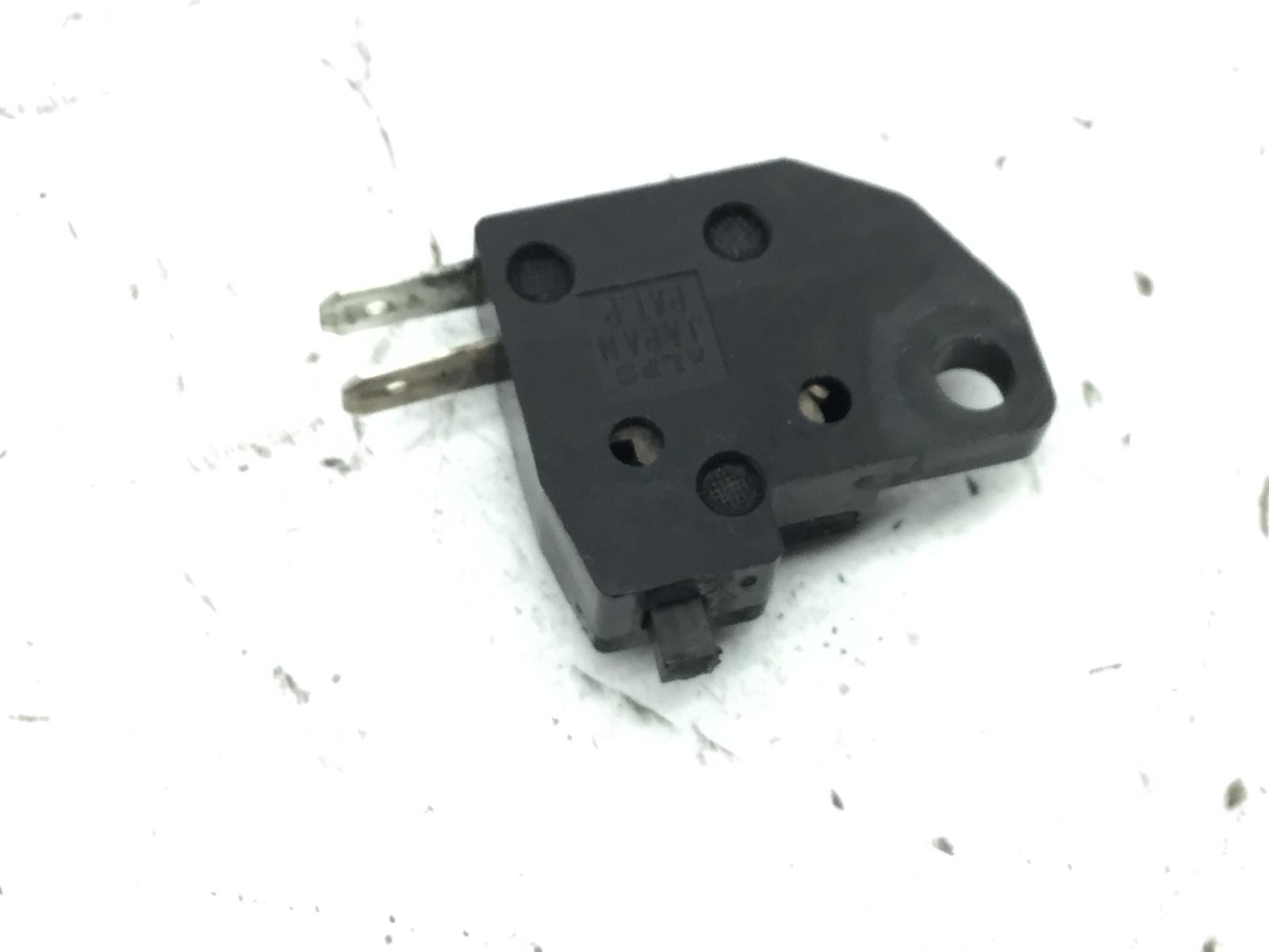 Suzuki burgman an 400 sensore pulsante tasto stop freno anteriore 1999 2000 au131