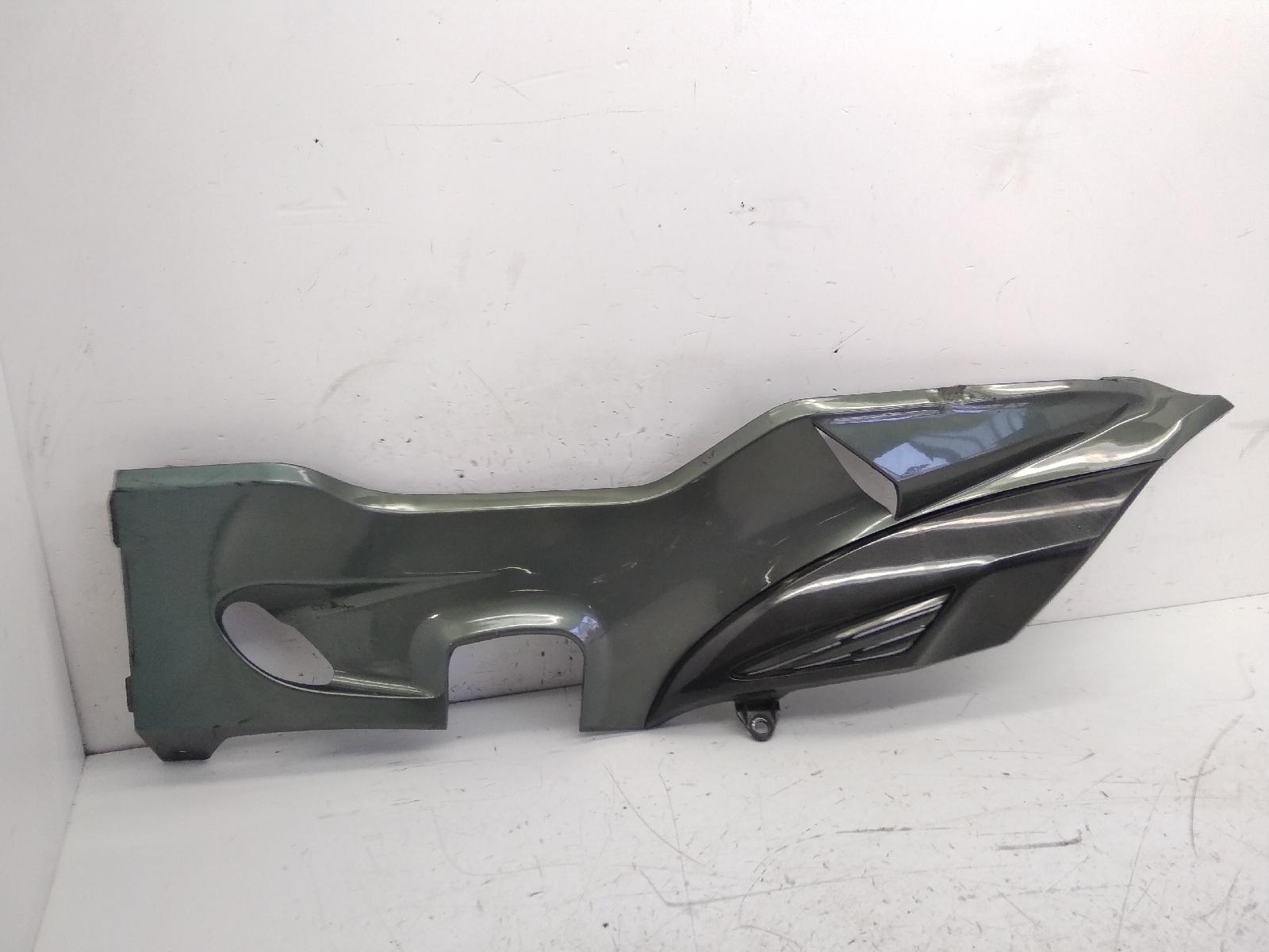 Suzuki burgman an 400 carena sttopedana sinistra - deformato con crepe 1999 2000 au111