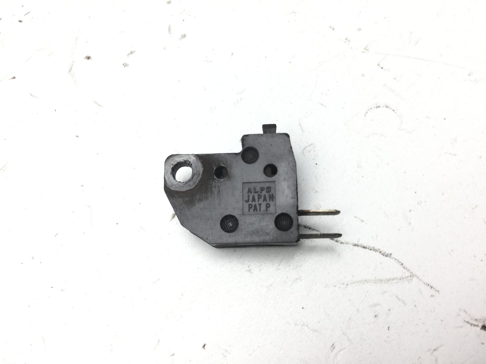 Suzuki burgman an 400 sensore pulsante stop microstop freno anteriore 1999 2000 au131