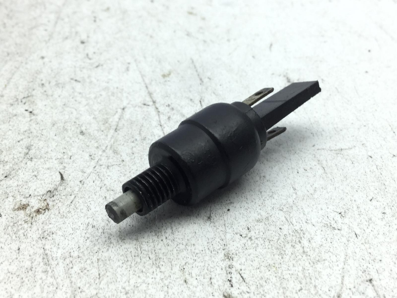 Aprilia leonardo 250 sensore stop microstop freno anteriore destro 1999 2001 pd000