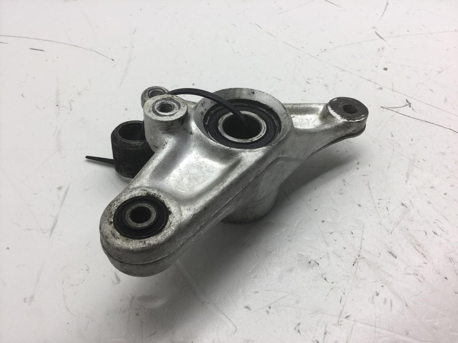 Aprilia leonardo 150 staffa supporto pinza freno posteriore 1996 1998 mba00