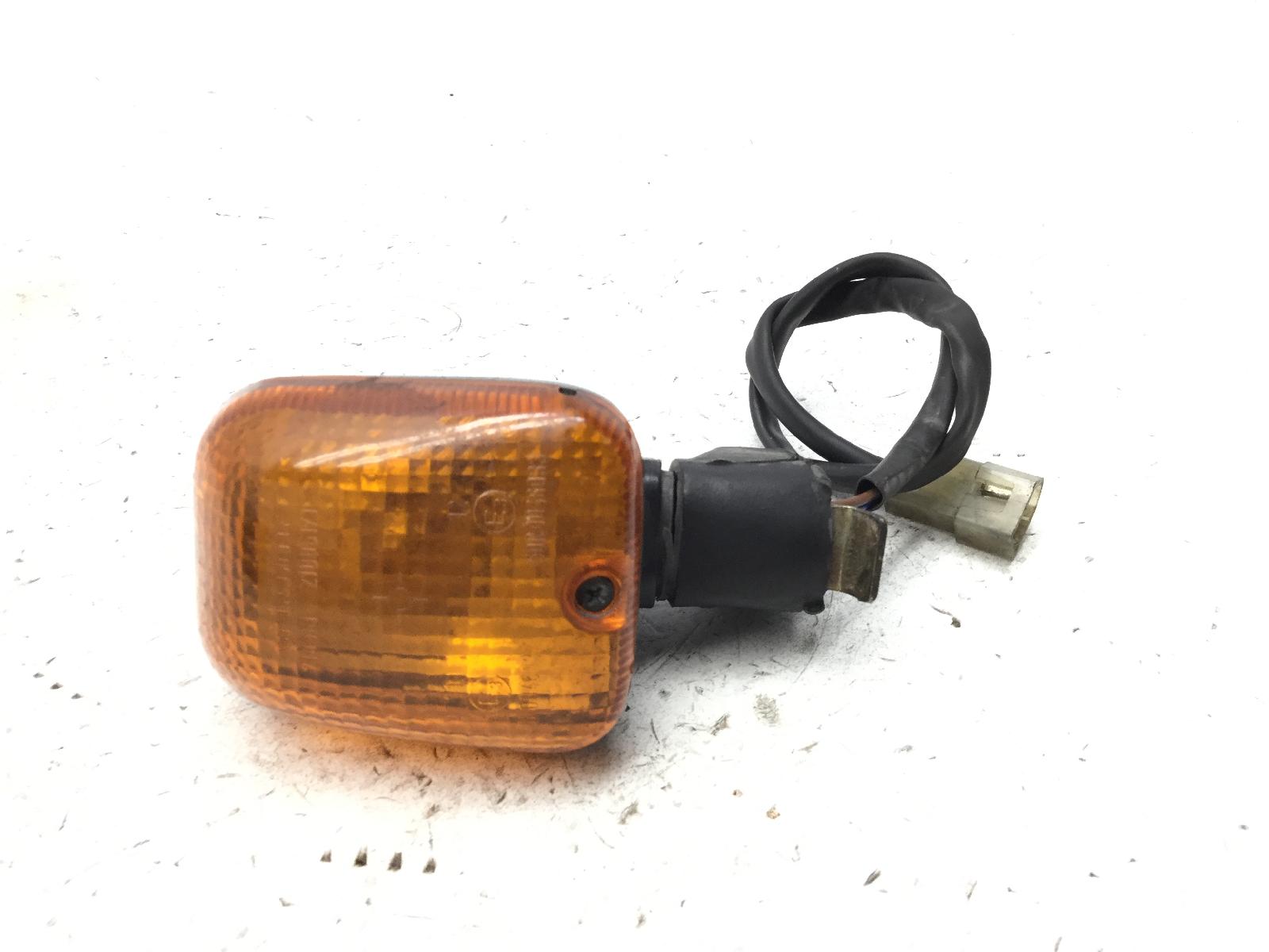 Aprilia leonardo 150 freccia posteriore destra o sinistra 1996 1998 mba00