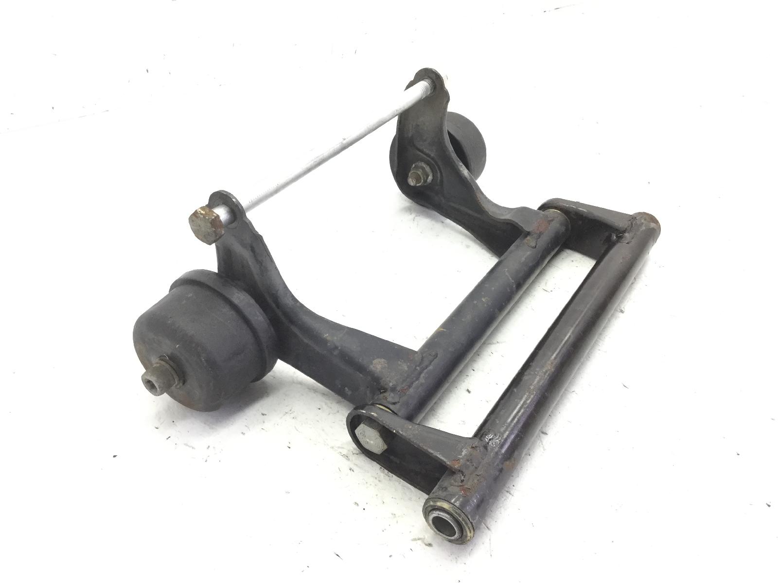 Aprilia leonardo 150 staffa supporto motore 1996 1998 mba00