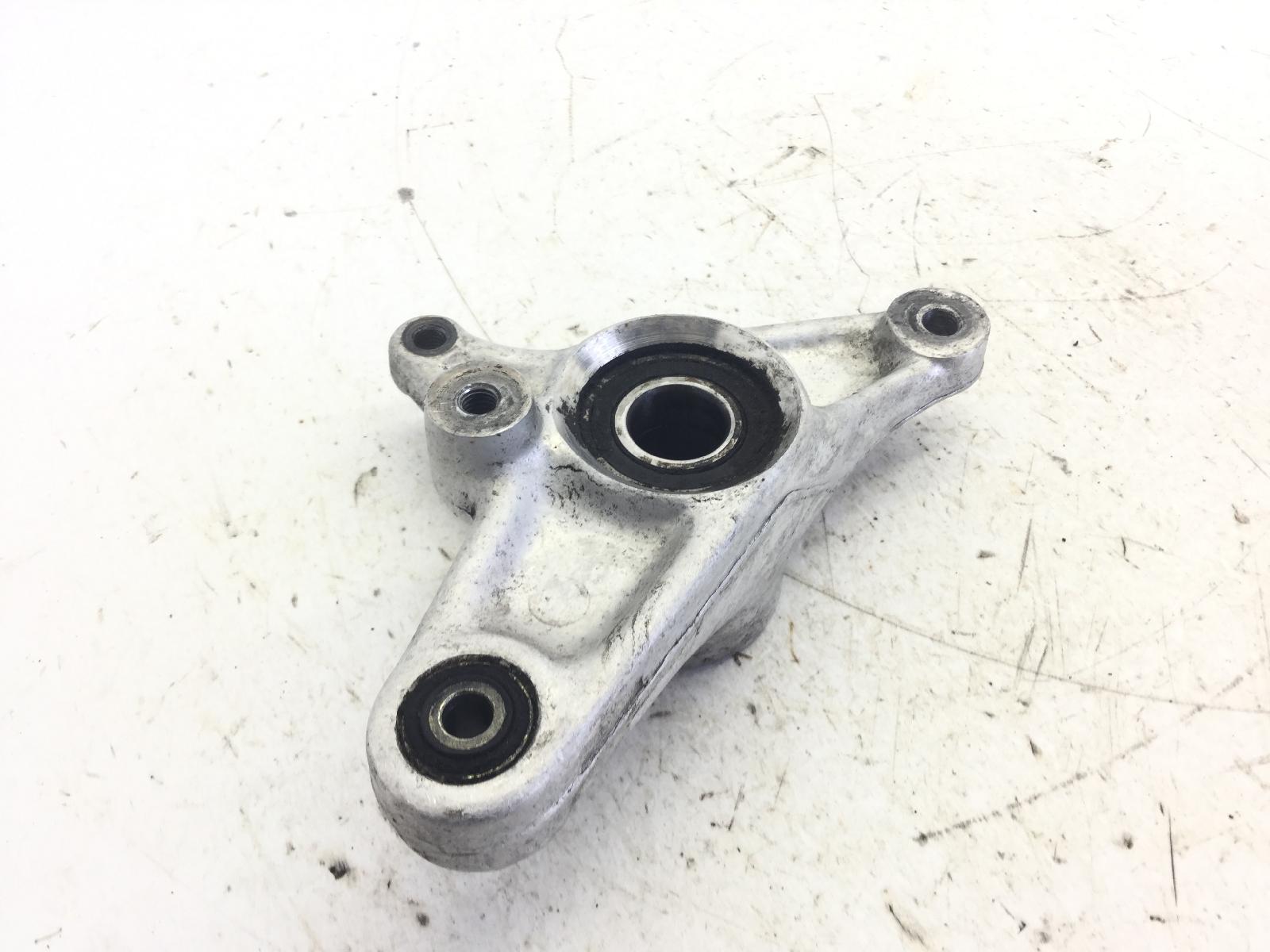 Aprilia leonardo 150 staffa supporto pinza freno posteriore 1996 1998 mba00