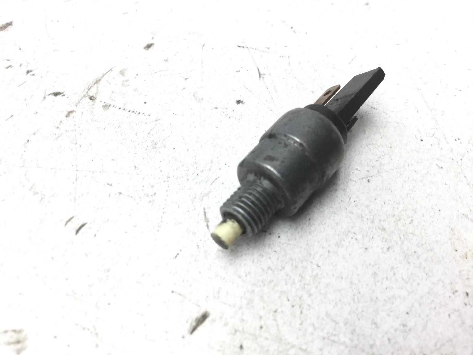 Aprilia leonardo 150 sensore stop microstop freno anteriore 1996 1998