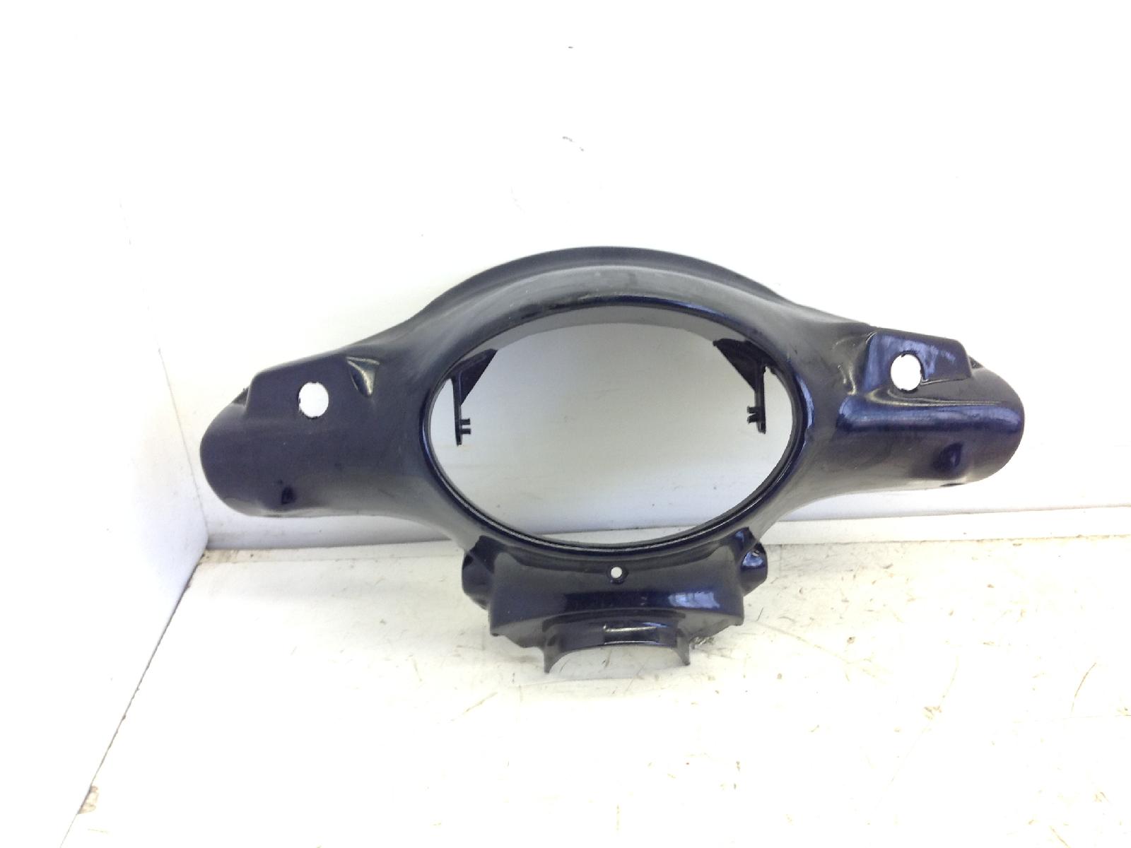 Aprilia scarabeo 50 carena manubrio anteriore - 2 attacchi rotti 1998 1998 pf000