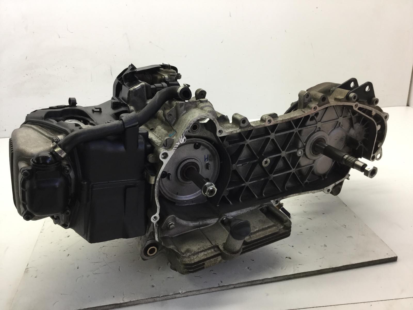 Piaggio liberty 4t 2v euro 3 125 blocco motore engine semi completo m389m 2009 2012 m67100