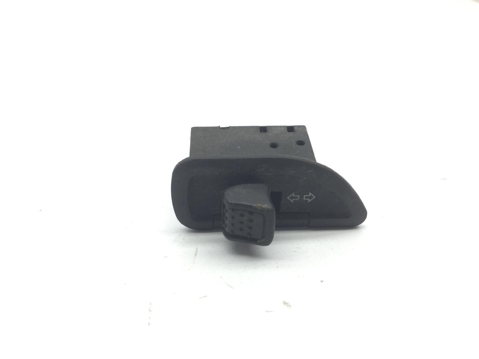 Piaggio liberty 4t 2v euro 3 125 tasto pulsante frecce lampeggiatori 2009 2012 m67100