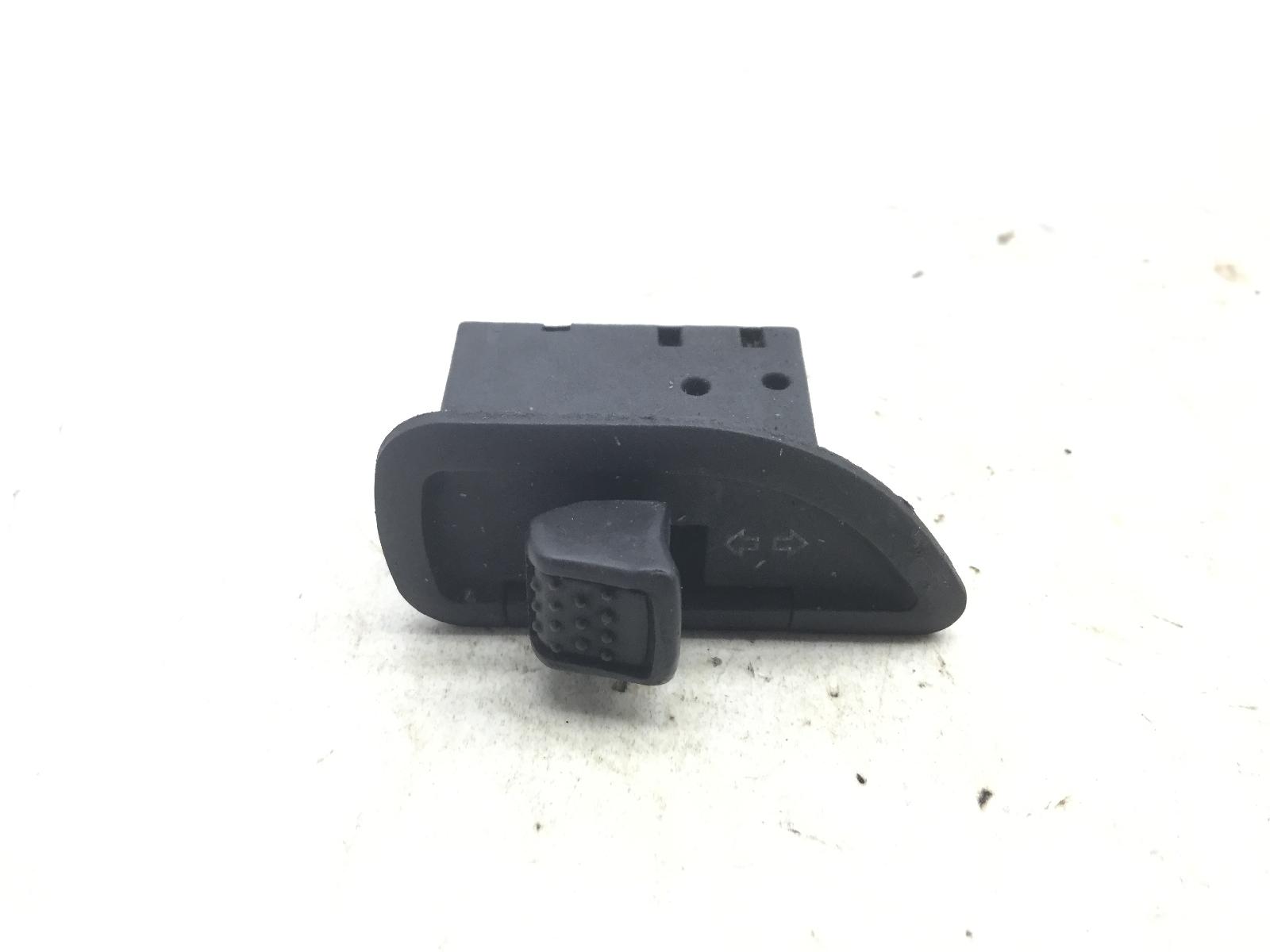 Piaggio liberty 4t 2v euro 3 125 pulsante tasto frecce lampeggiatori 2009 2012 m67100