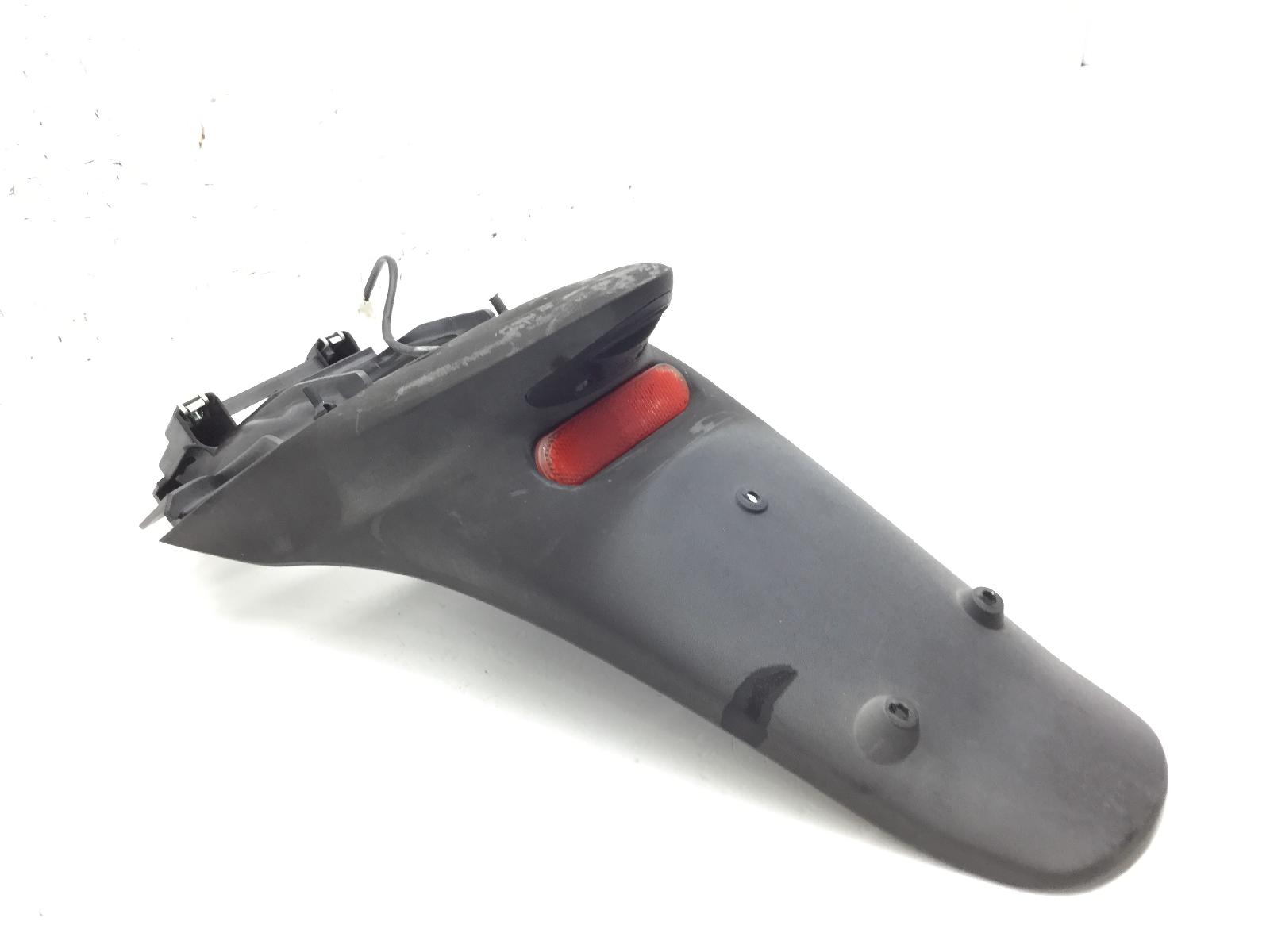 Piaggio liberty 4t 2v euro 3 125 parafango portatarga posteriore e luce 2009 2012 m67100