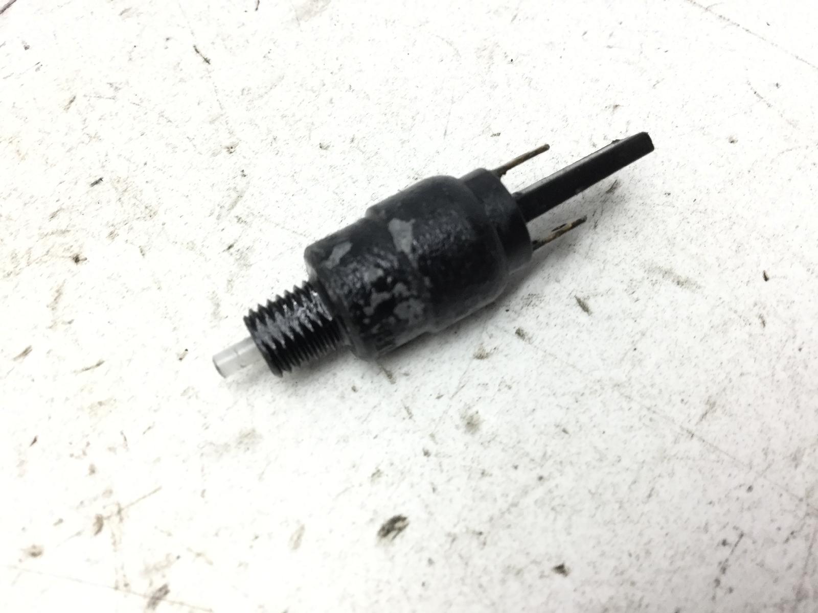 Piaggio liberty 4t 2v euro 3 125 pulsante sensore microstop posteriore 2009 2012 m67100