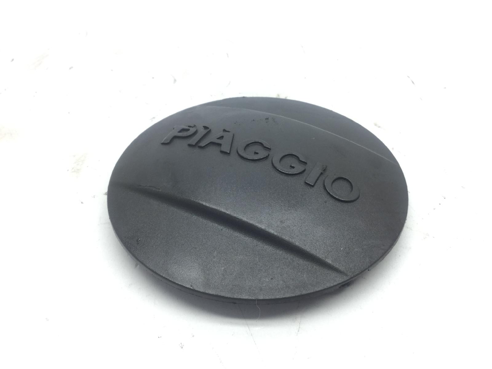 Piaggio liberty 4t 2v euro 3 125 tappo logo carter trasmissione 2009 2012 m67100