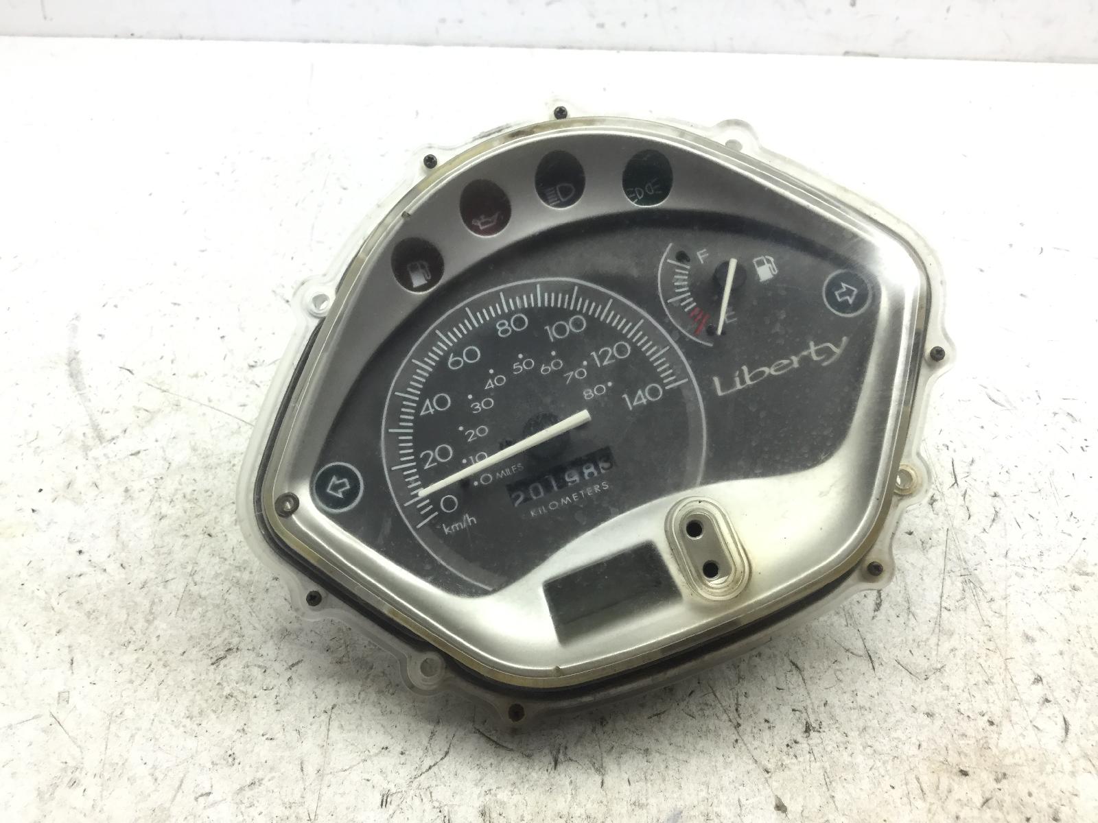 Piaggio liberty 4t 2v euro 3 125 strumentazione contachilometri tachimetro 2009 2012 m67100
